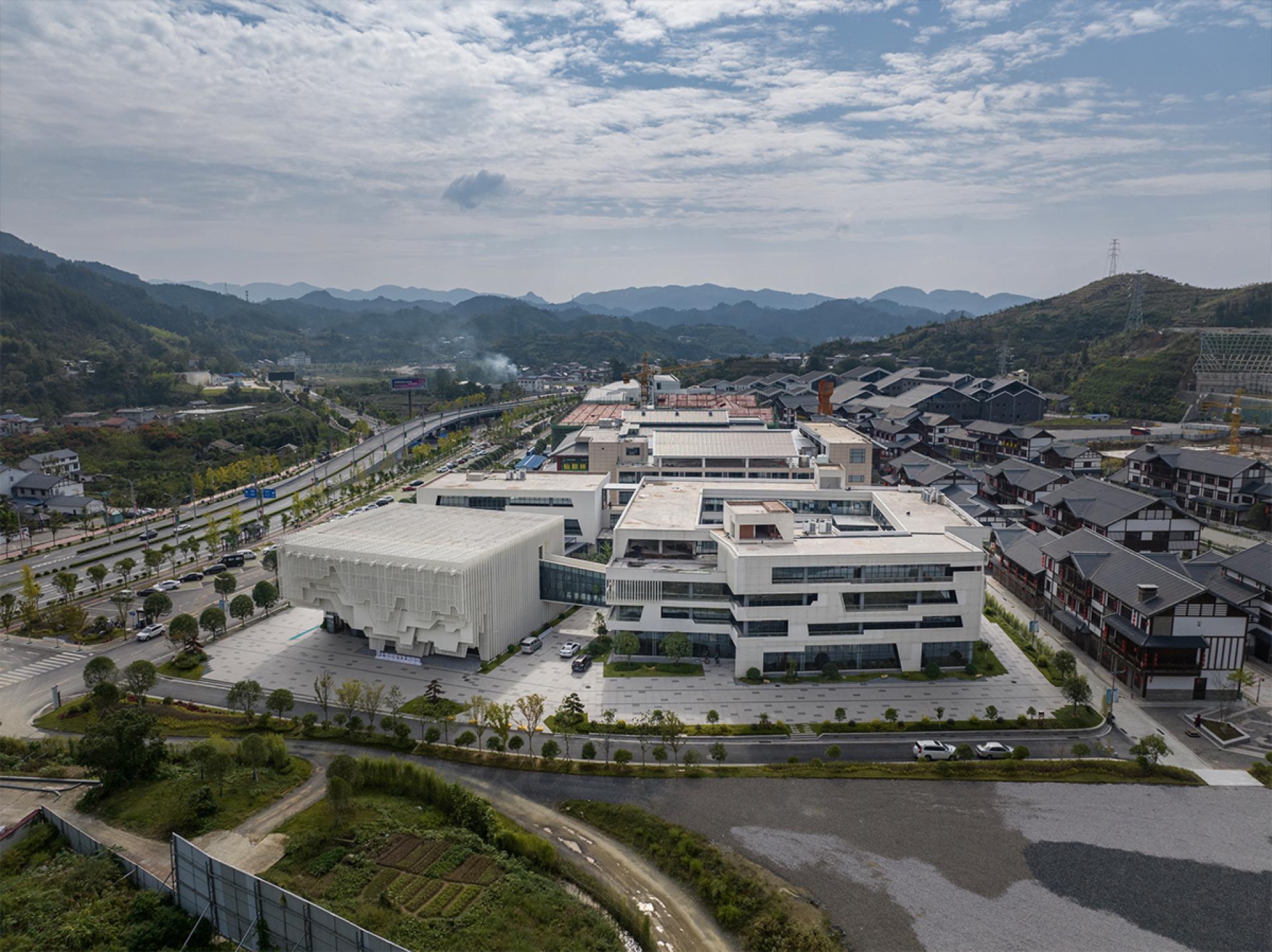 London Design Awards Winner - Zhangjiajie TujiaBrocade Museum