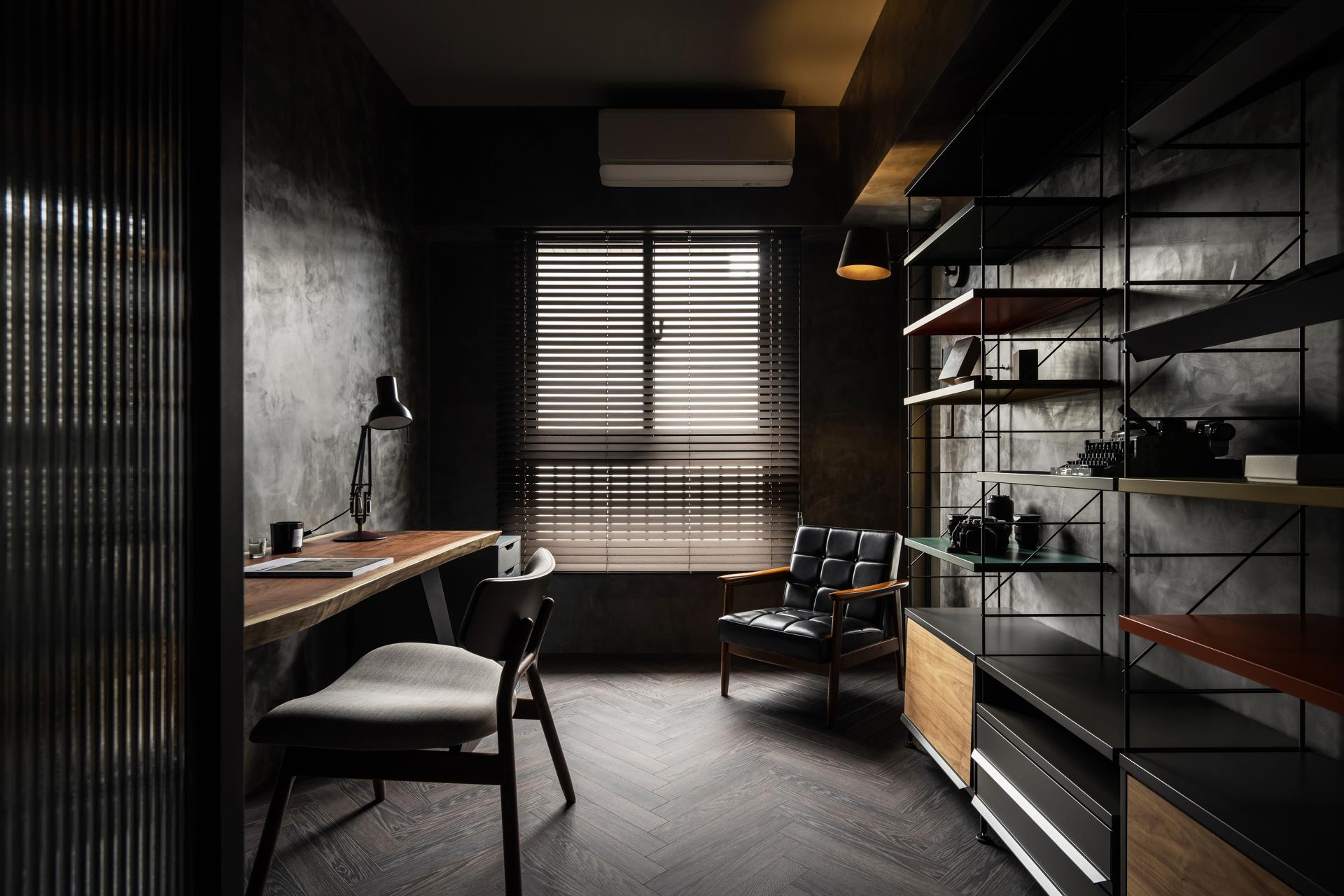 London Design Awards Winner - Black Spruce