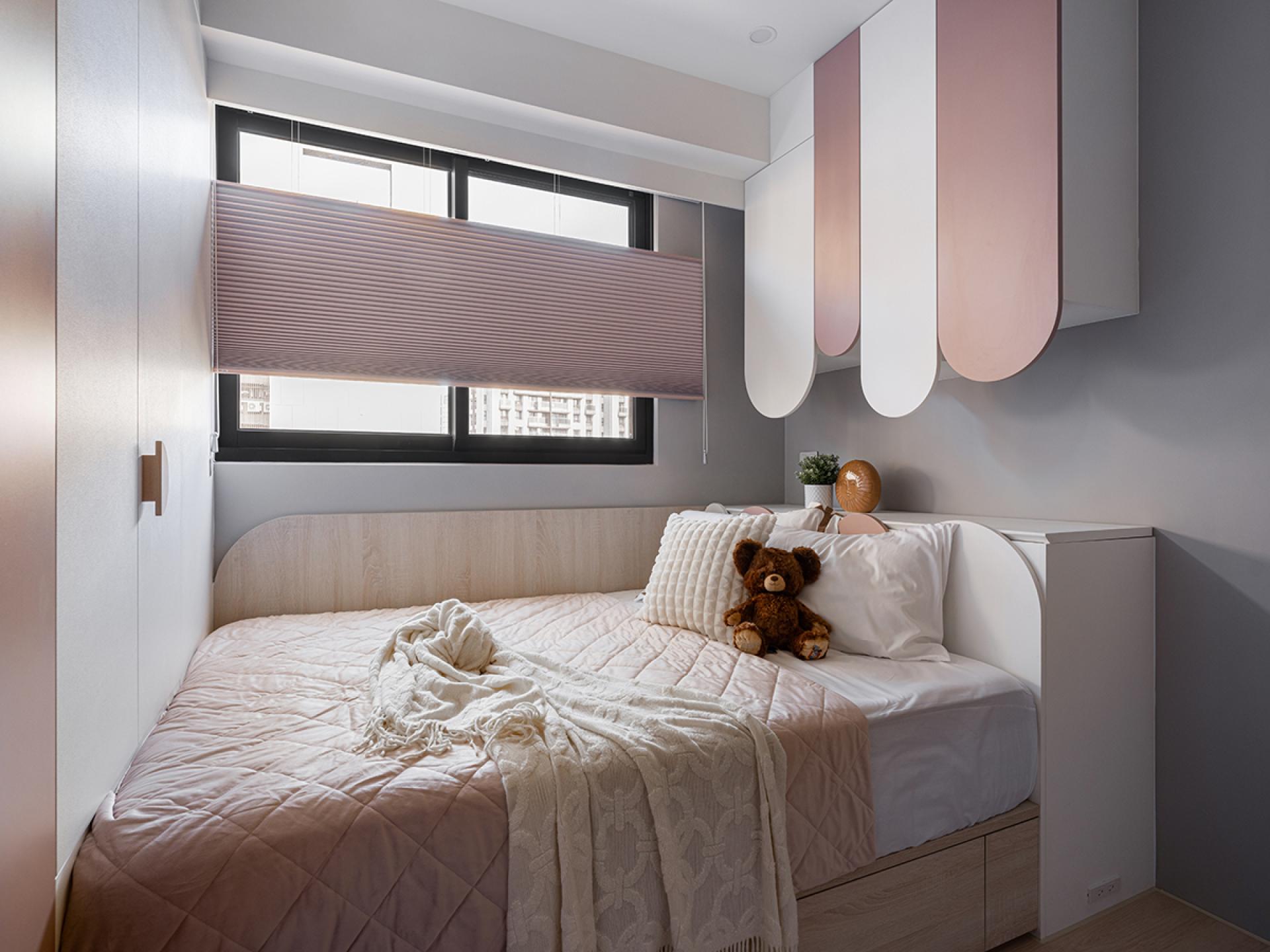 London Design Awards Winner - Aurora