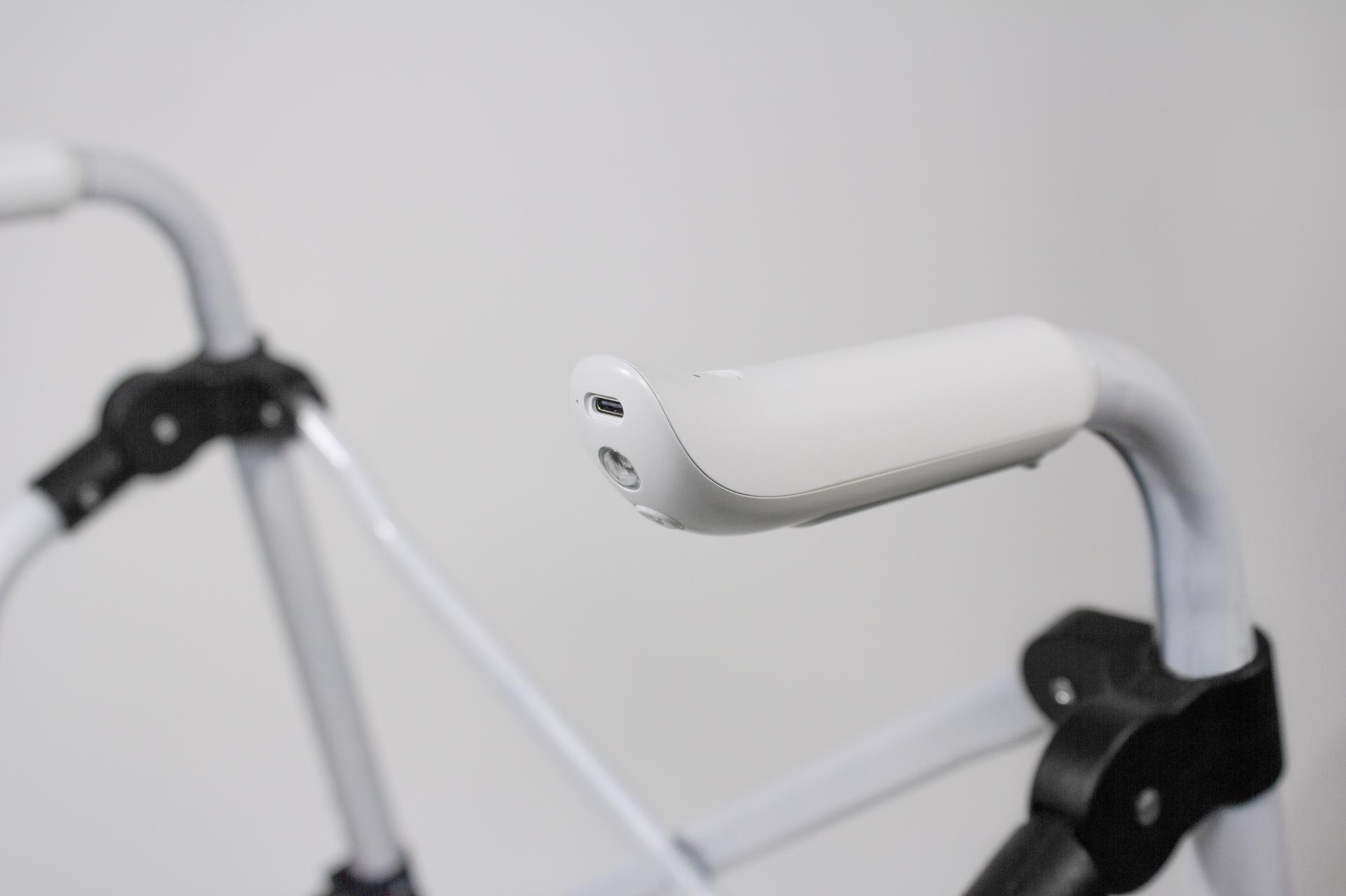 London Design Awards Winner - Modular Multifunctional Handle