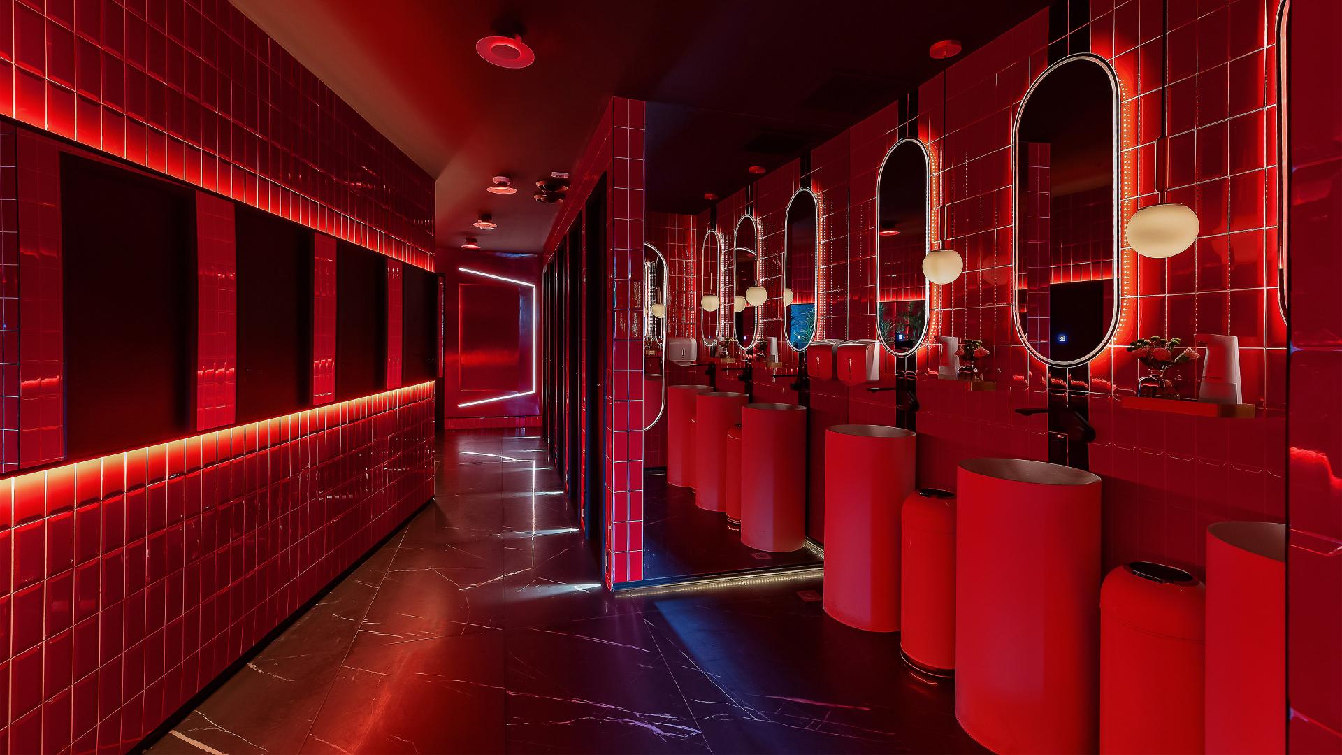 London Design Awards Winner - TRIBECA Restaurant & Bar 