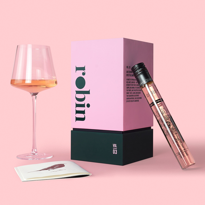 London Design Awards Winner - Robin Wine Tube Gift Box