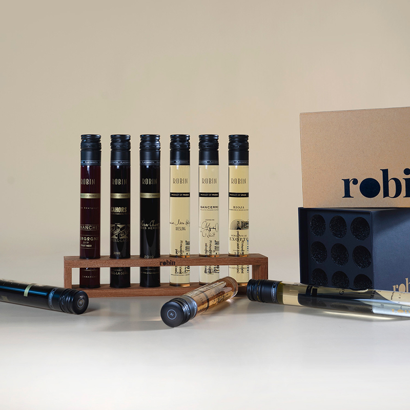 London Design Awards Winner - Robin Wine Tube Gift Box