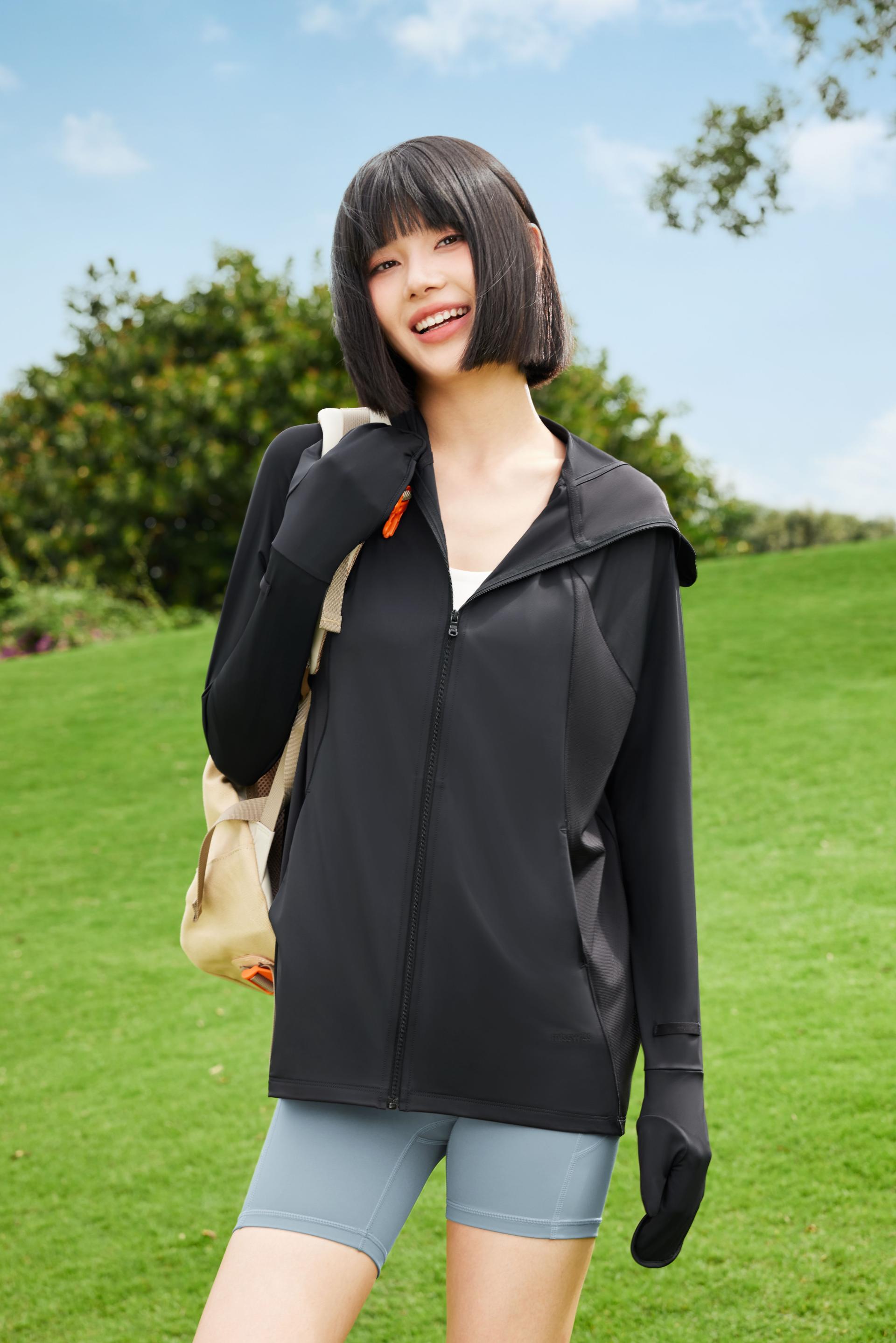 London Design Awards Winner - Sun Protection Jacket