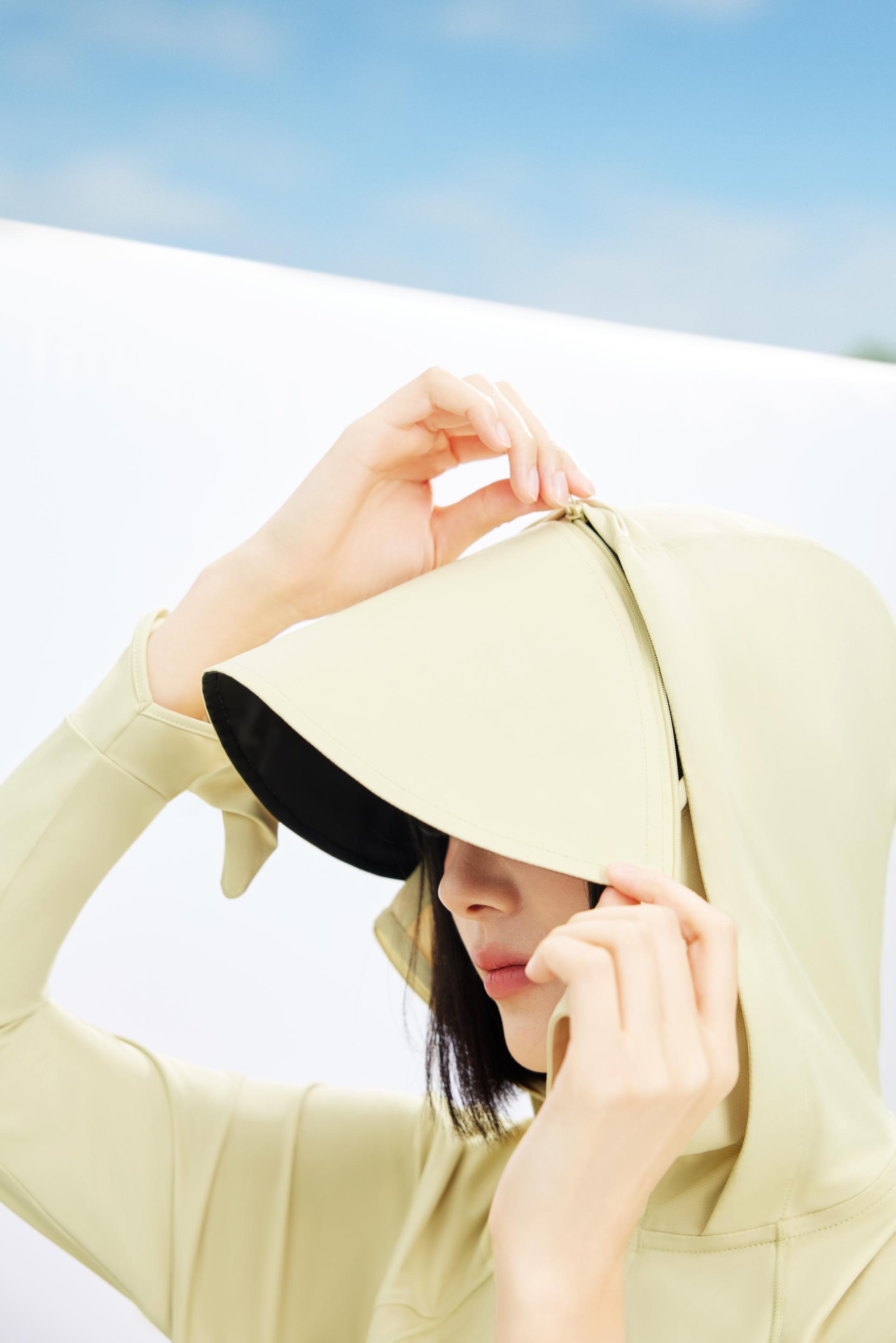 London Design Awards Winner - Sun Protection Jacket