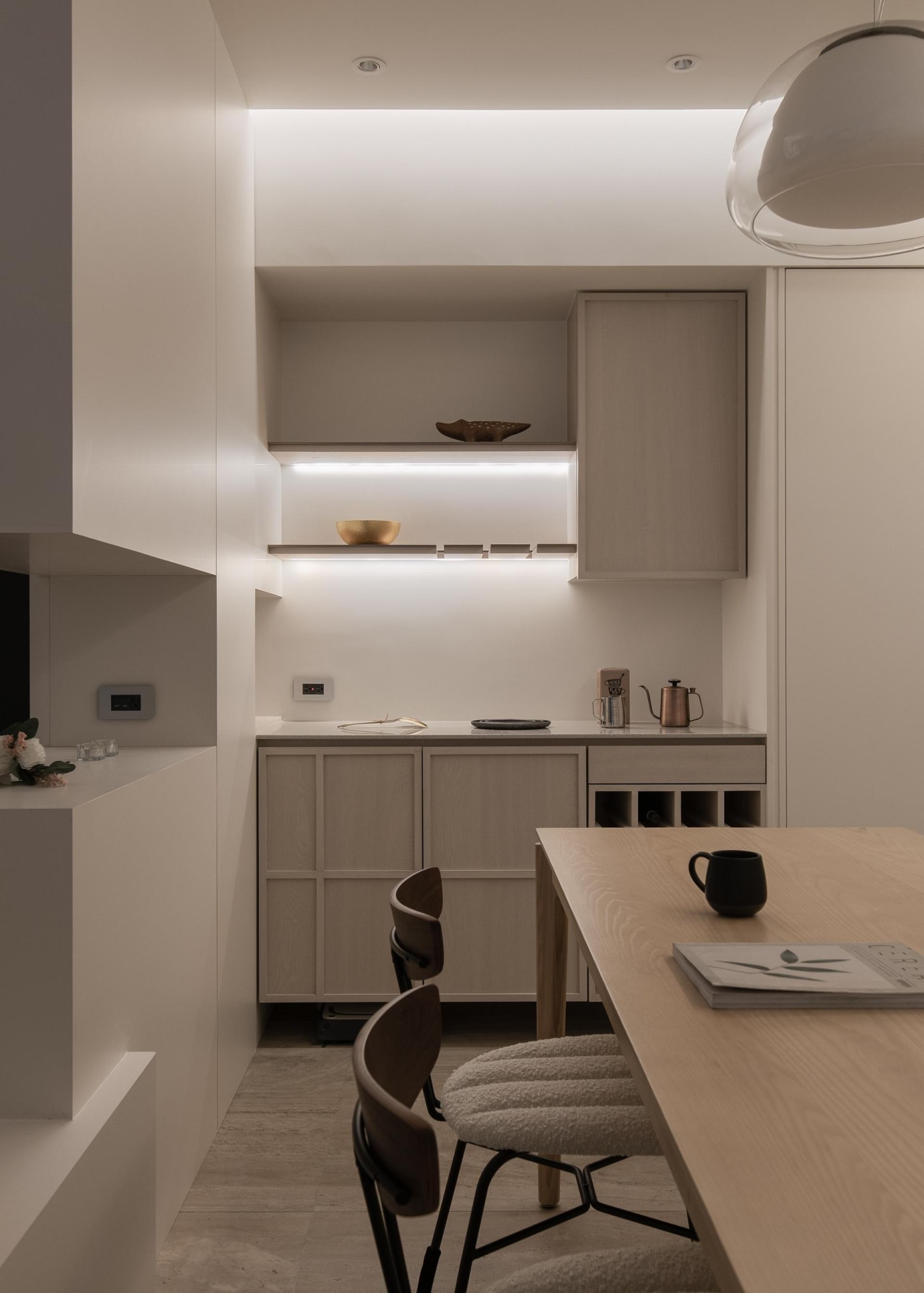 London Design Awards Winner - Warm Embrace