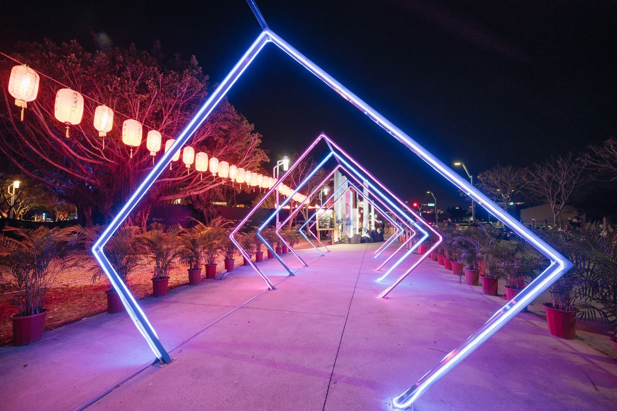 London Design Awards Winner - 2024 Taiwan Lantern Festival-Dragon Interdimensionality