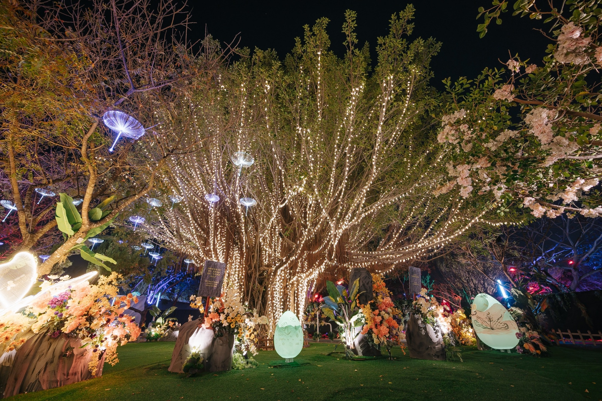 London Design Awards Winner - 2024 Taiwan Lantern Festival-Dragon Interdimensionality