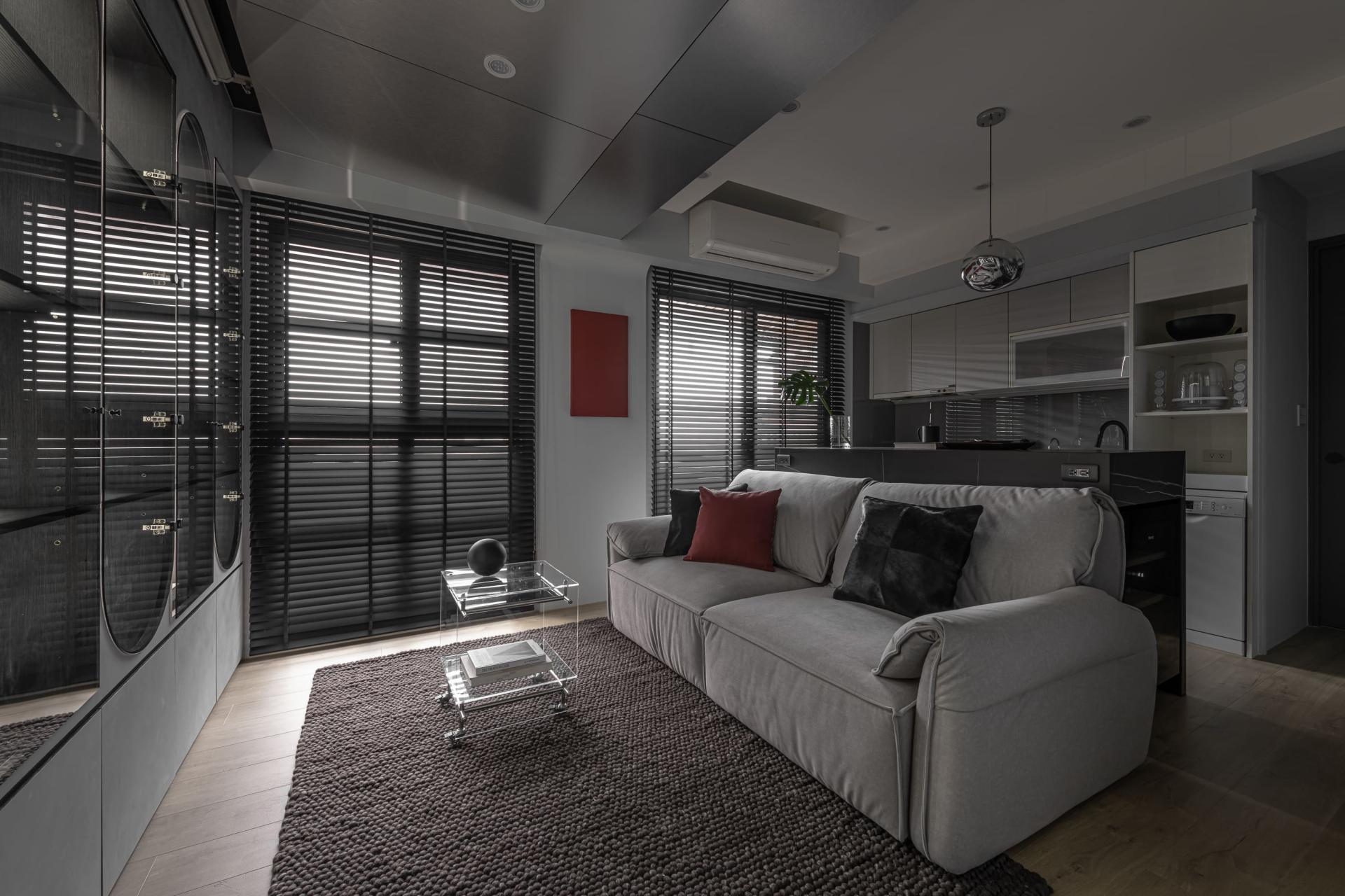 London Design Awards Winner - Technology cabin