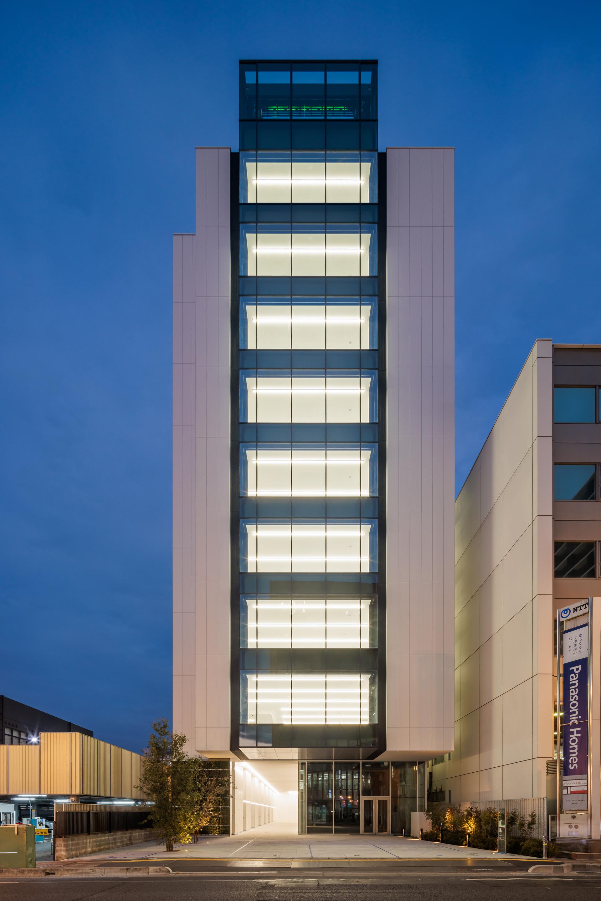 London Design Awards Winner - URAWA GARDEN BLDG.