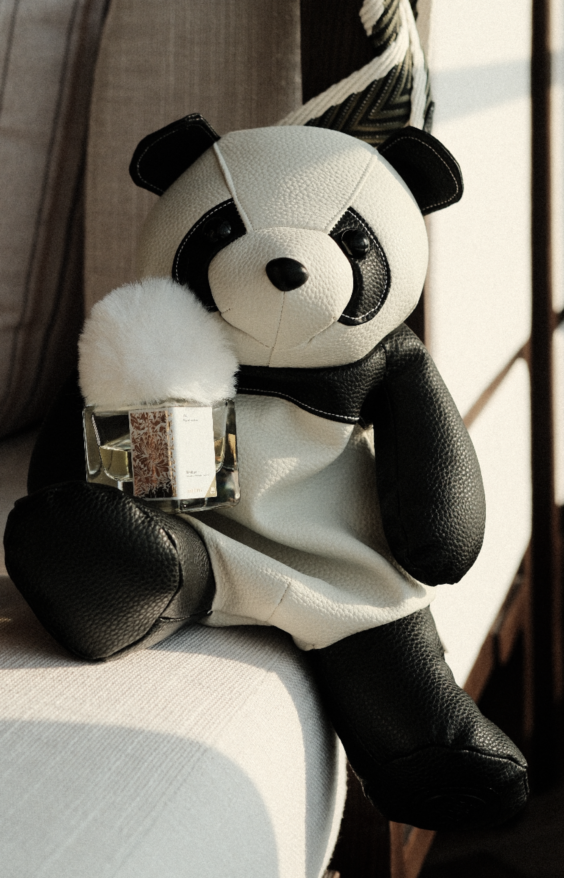 London Design Awards Winner - PANDA Teem Charm Perfume