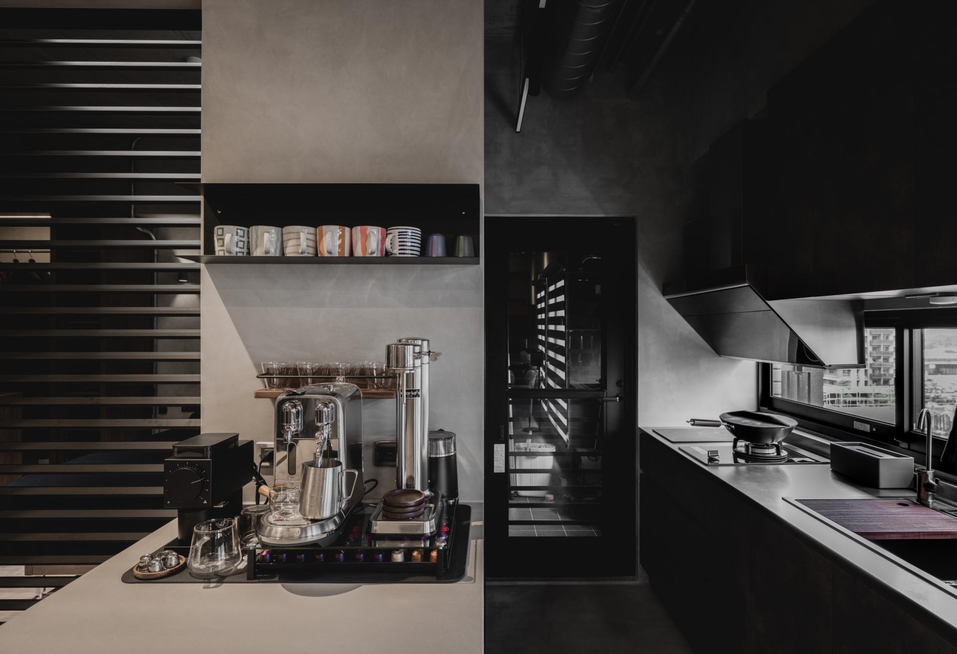 London Design Awards Winner - Aluminum
