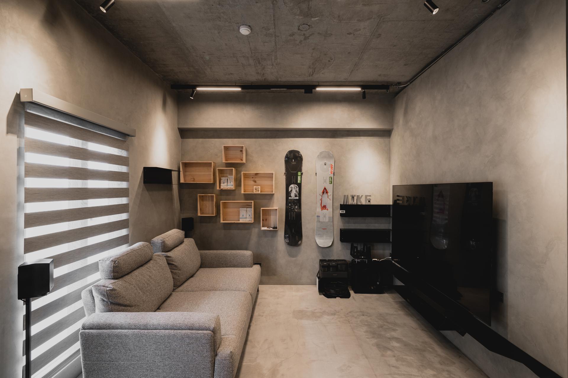 London Design Awards Winner - Aluminum