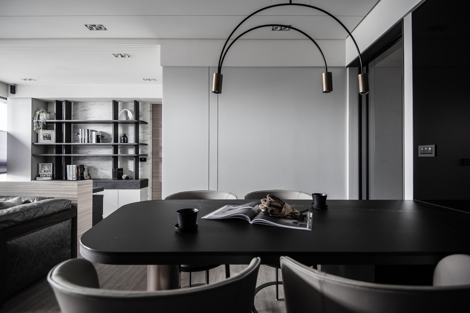 London Design Awards Winner - Quenched Silence