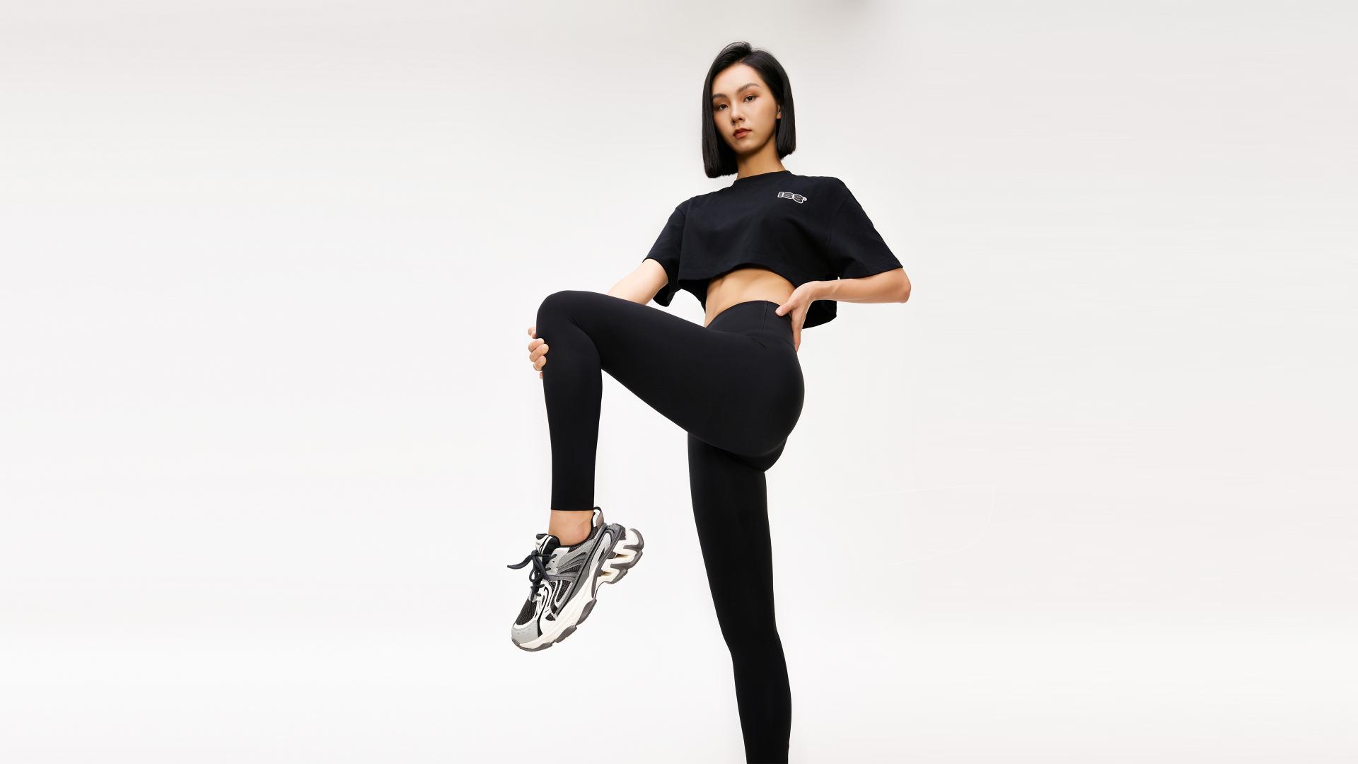 London Design Awards Winner - CURVE-ISM Shark pants