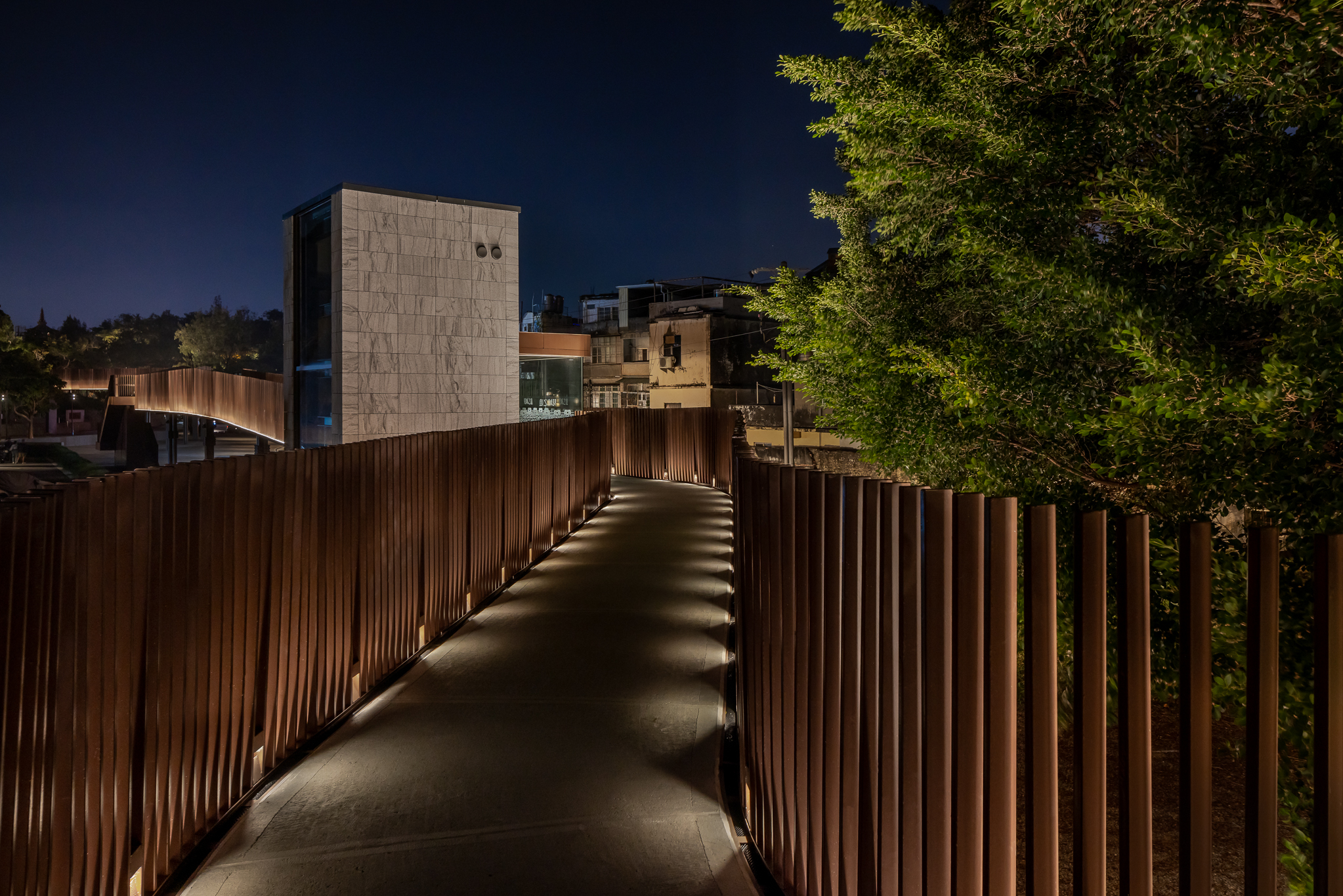 London Design Awards Winner - Fongshan City Wall Historic Route