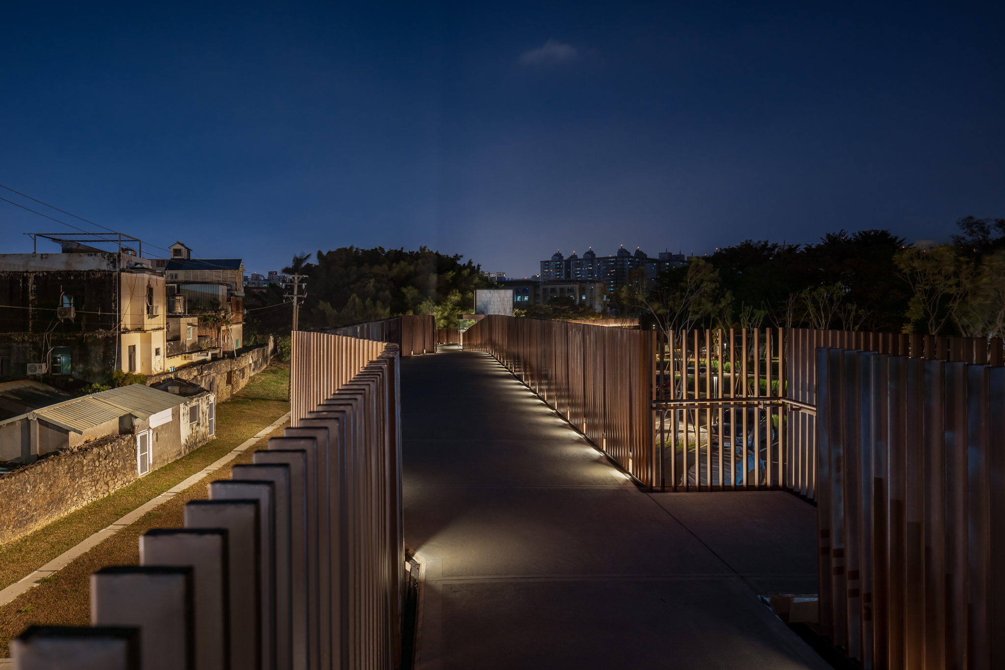 London Design Awards Winner - Fongshan City Wall Historic Route