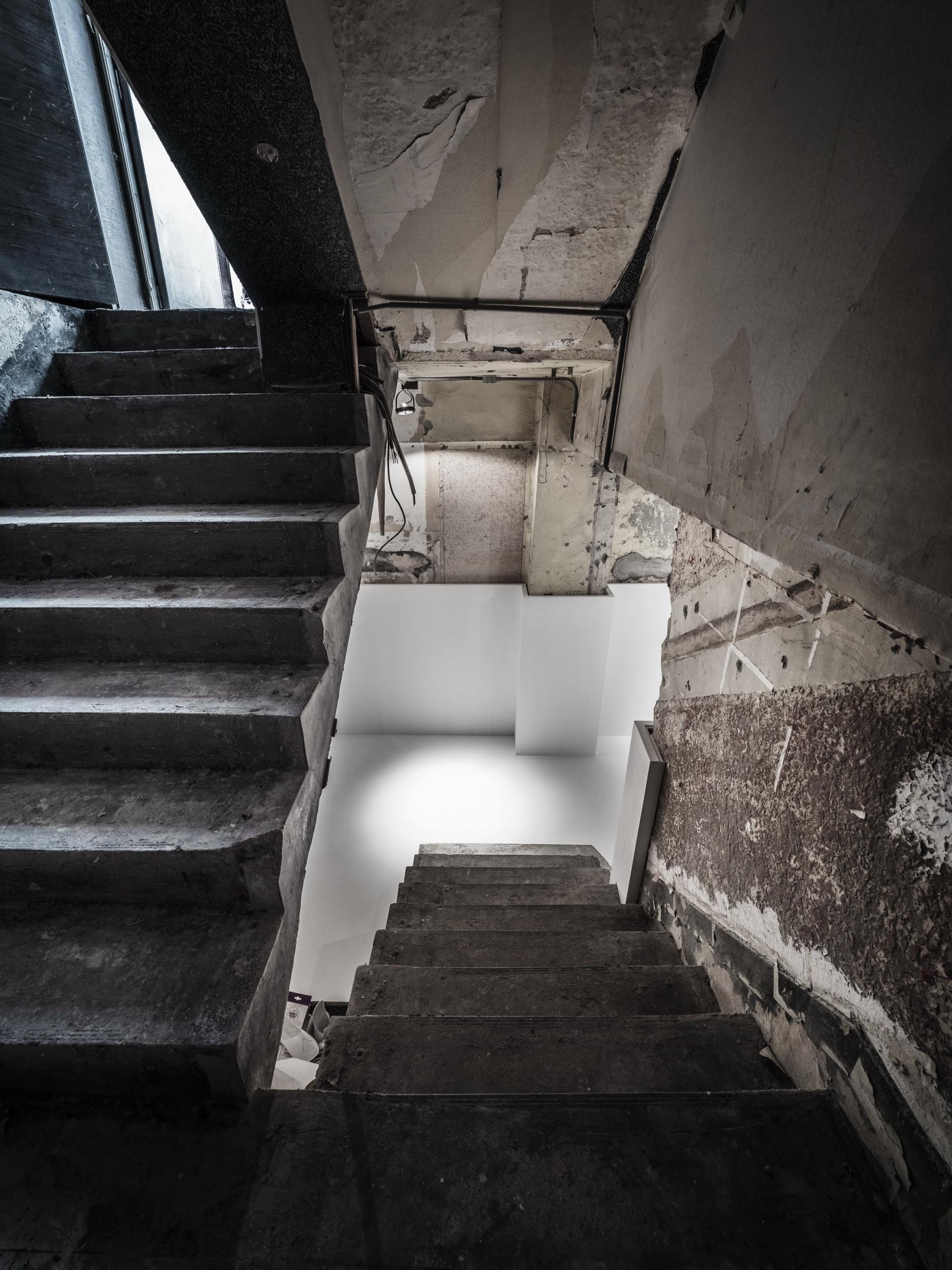 London Design Awards Winner - Frontier