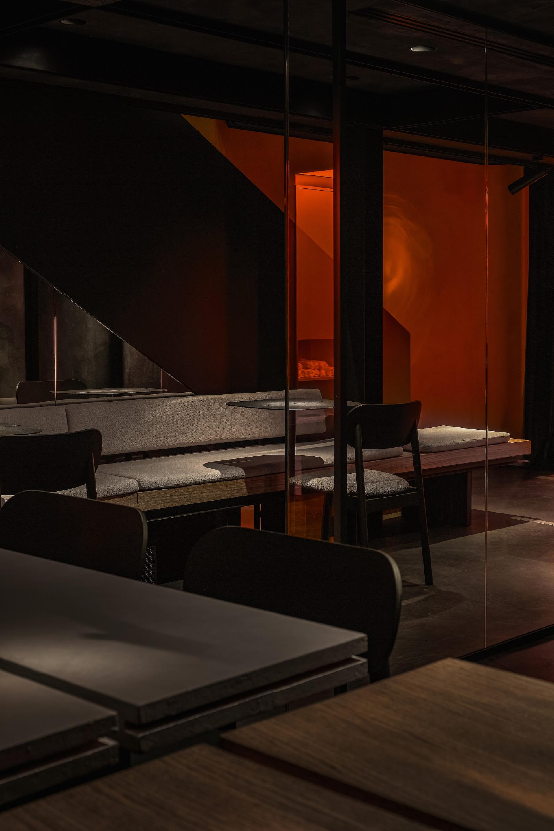 London Design Awards Winner - KINKALLY restaurant & bar KINKY