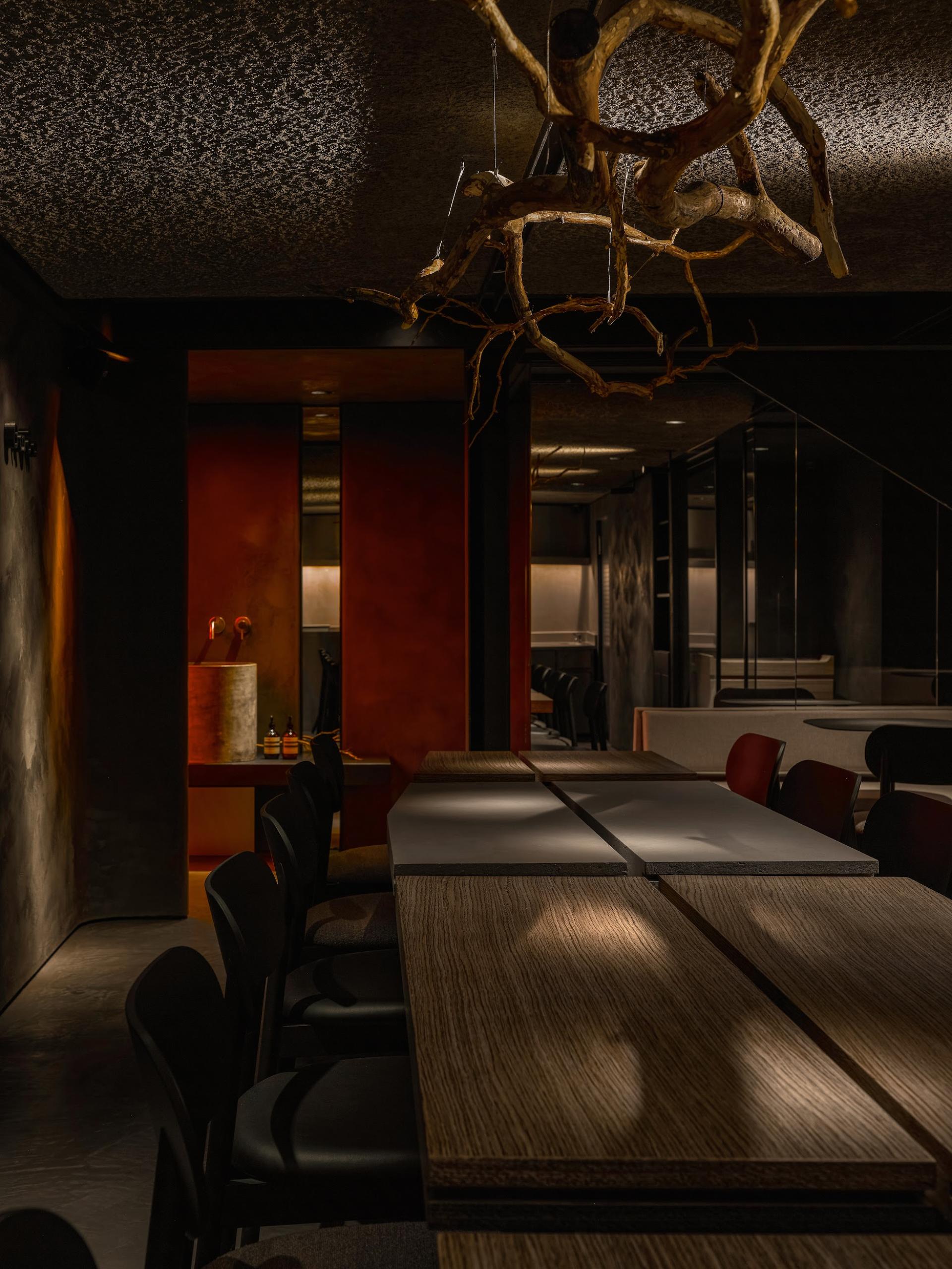 London Design Awards Winner - KINKALLY restaurant & bar KINKY