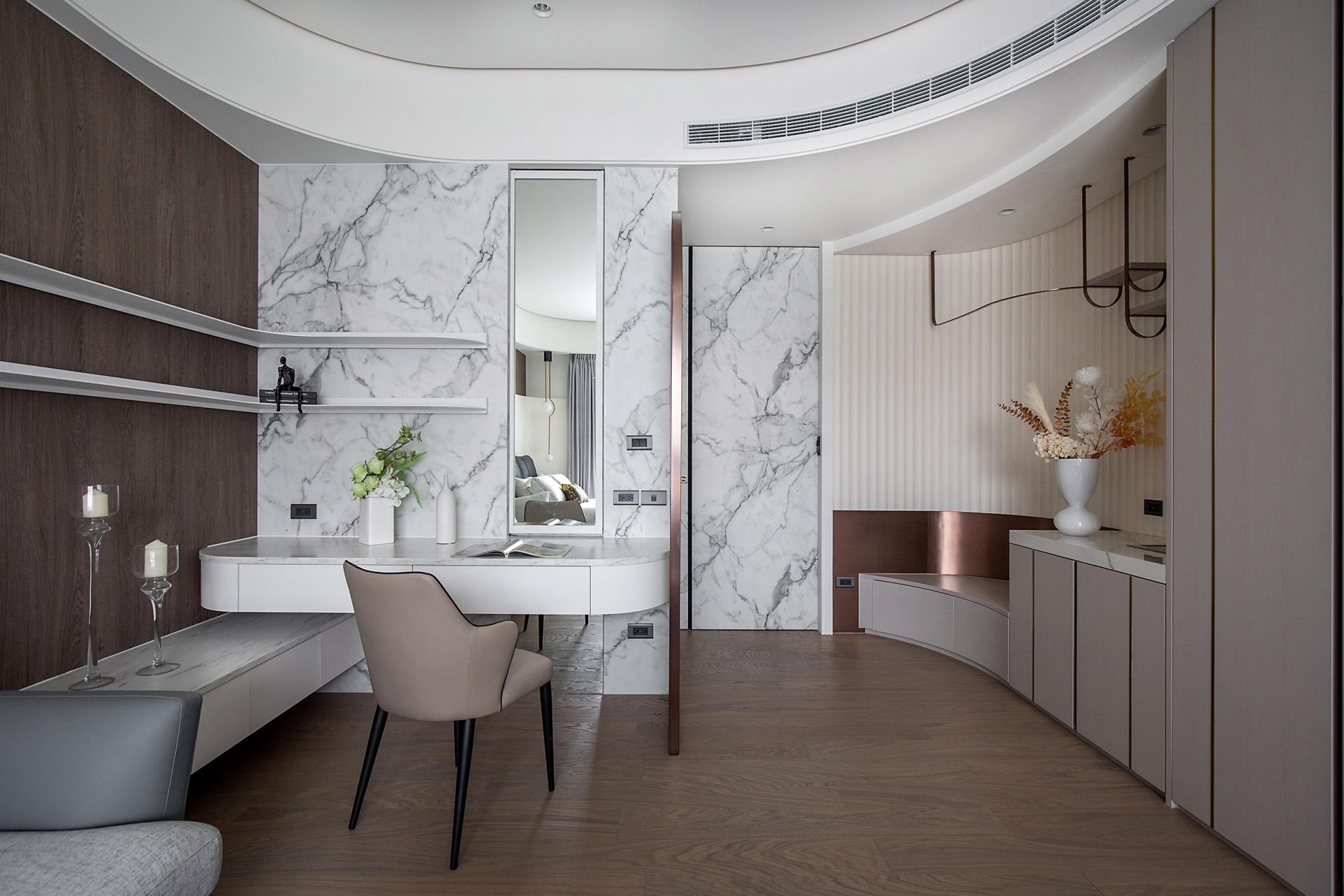 London Design Awards Winner - Glow