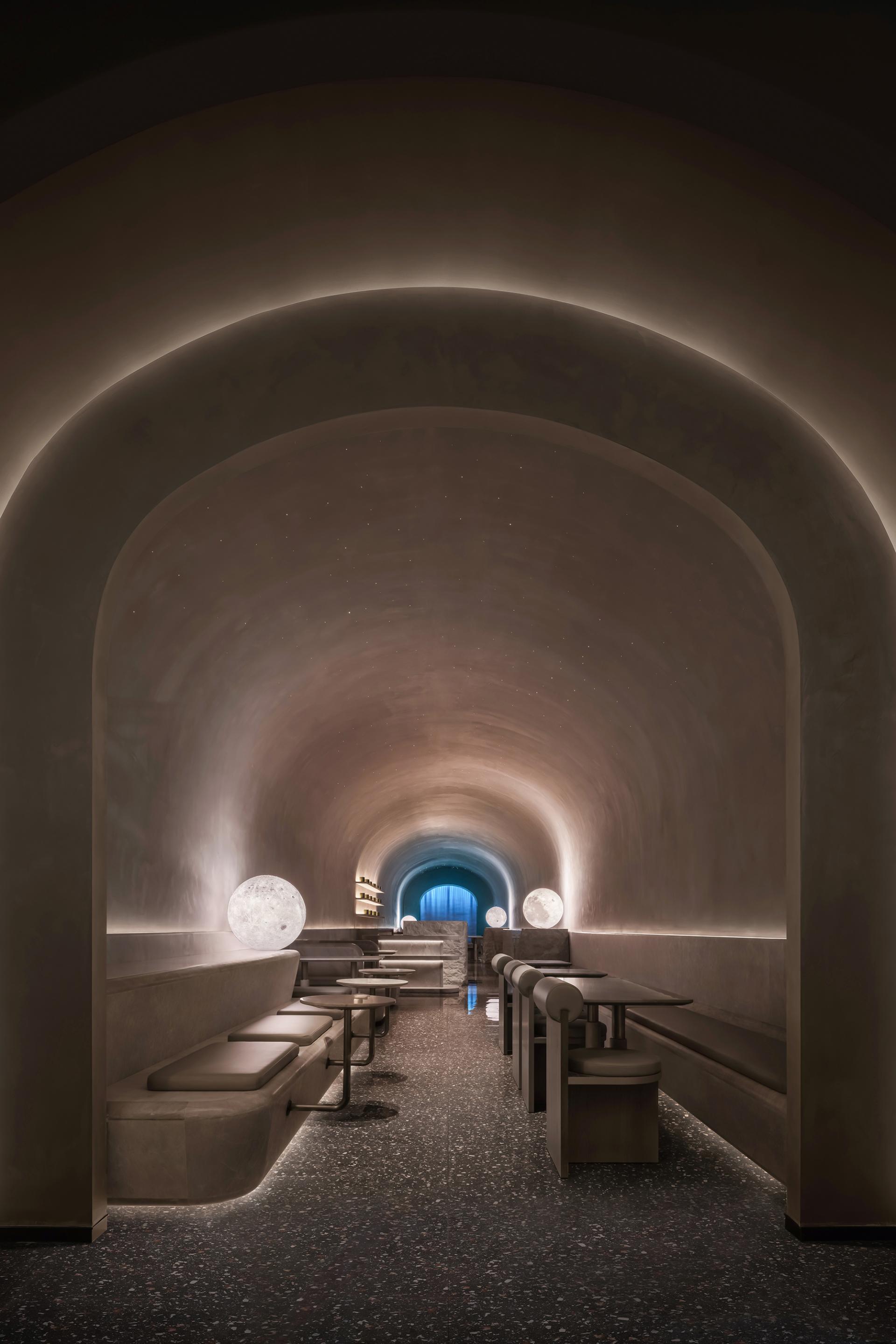 London Design Awards Winner - YANG & ASSOCIATES GROUP' S HEADQUARTERS