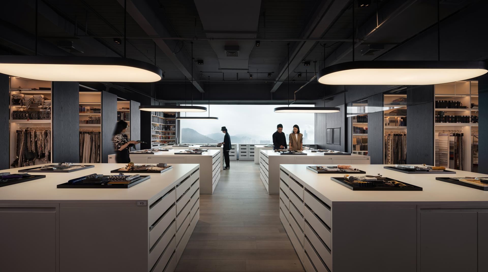 London Design Awards Winner - YANG & ASSOCIATES GROUP' S HEADQUARTERS