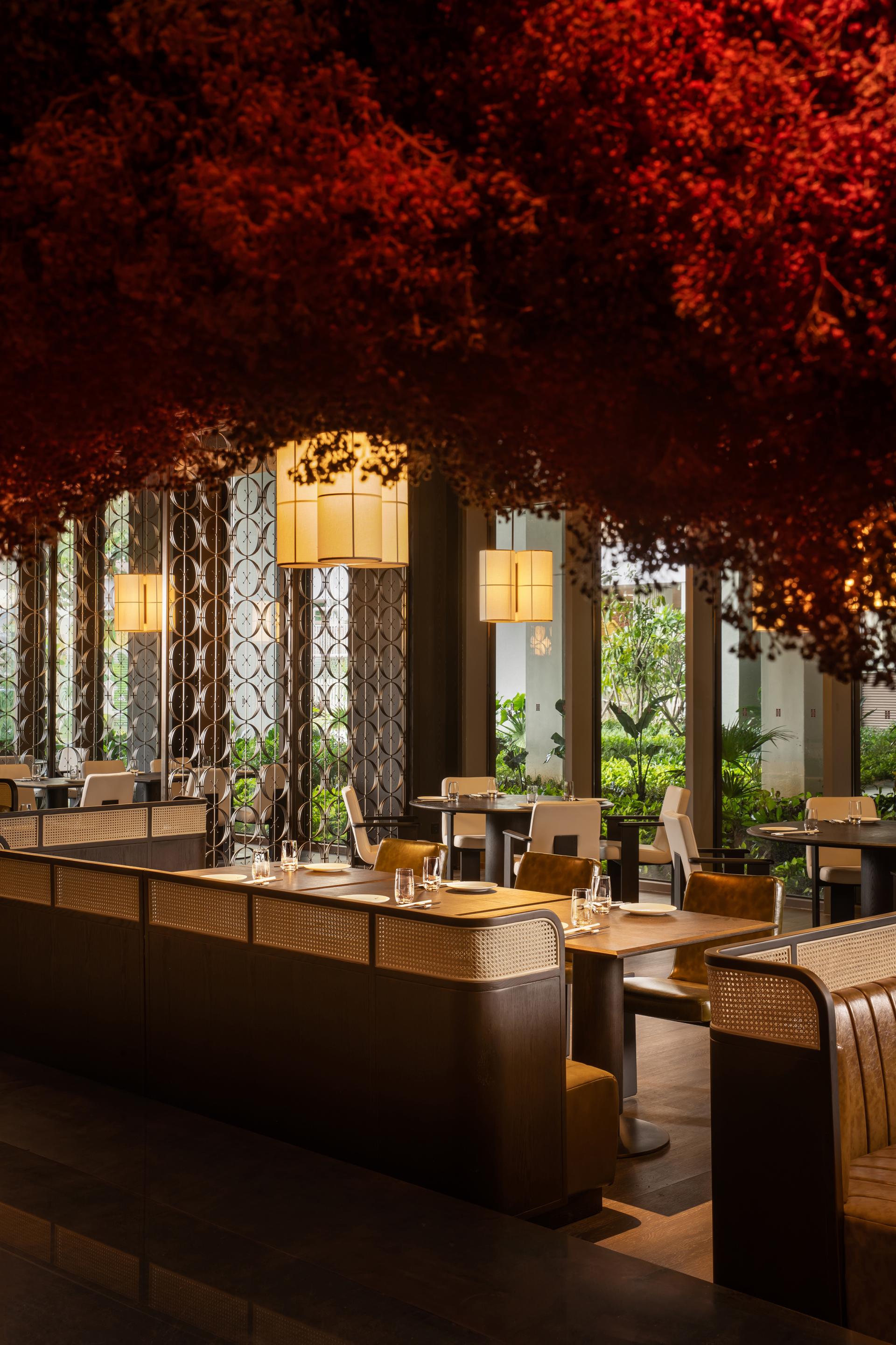 London Design Awards Winner - HUALUXE SANYA YALONG BAY RESORT