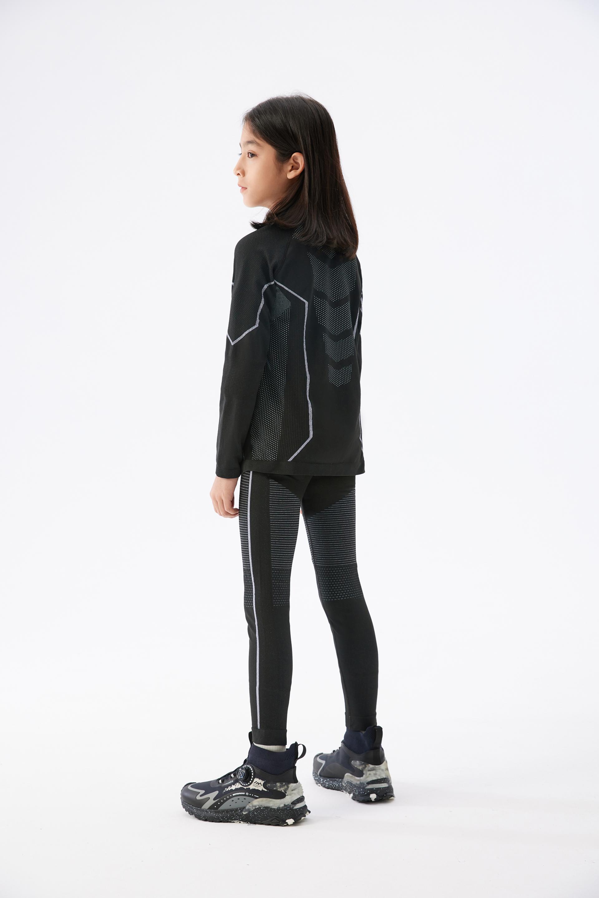 London Design Awards Winner - Seamless-Woven Quick-Dry Sportswear Series