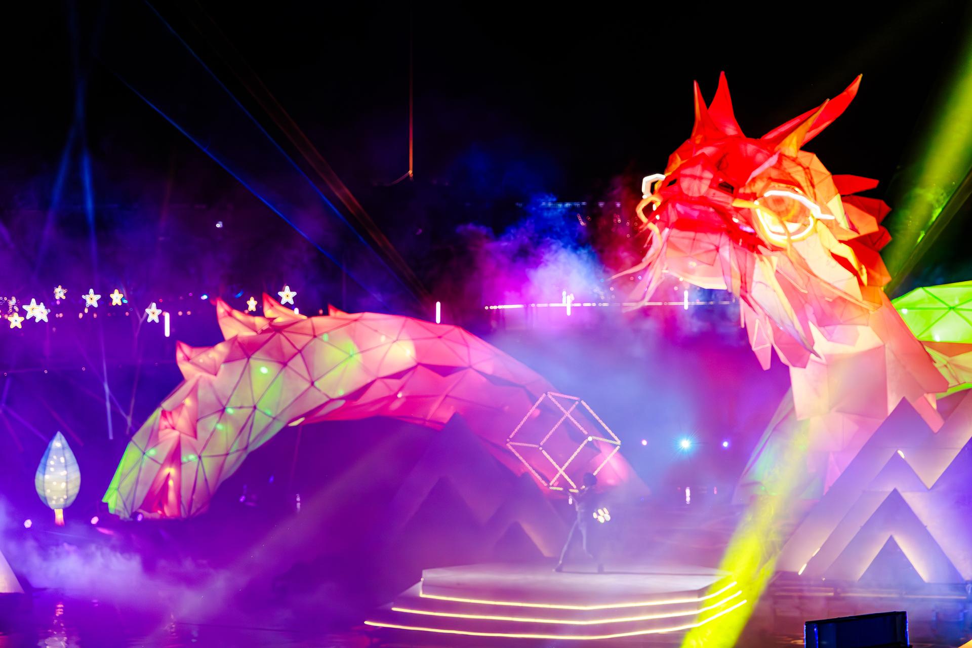 London Design Awards Winner - 2024 Central Taiwan Lantern Festival “Taichung Bravo”