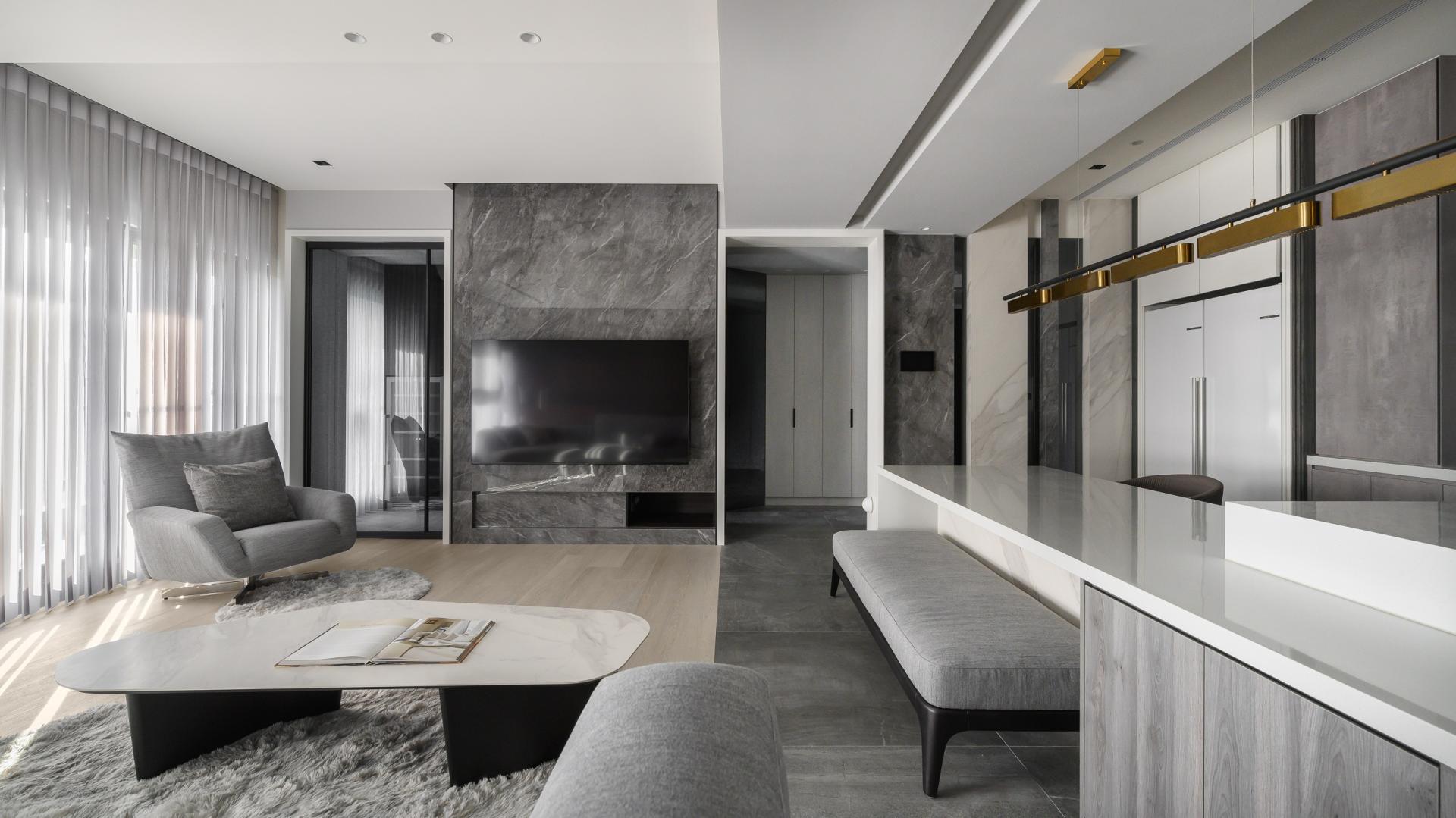 London Design Awards Winner - Lead The Light