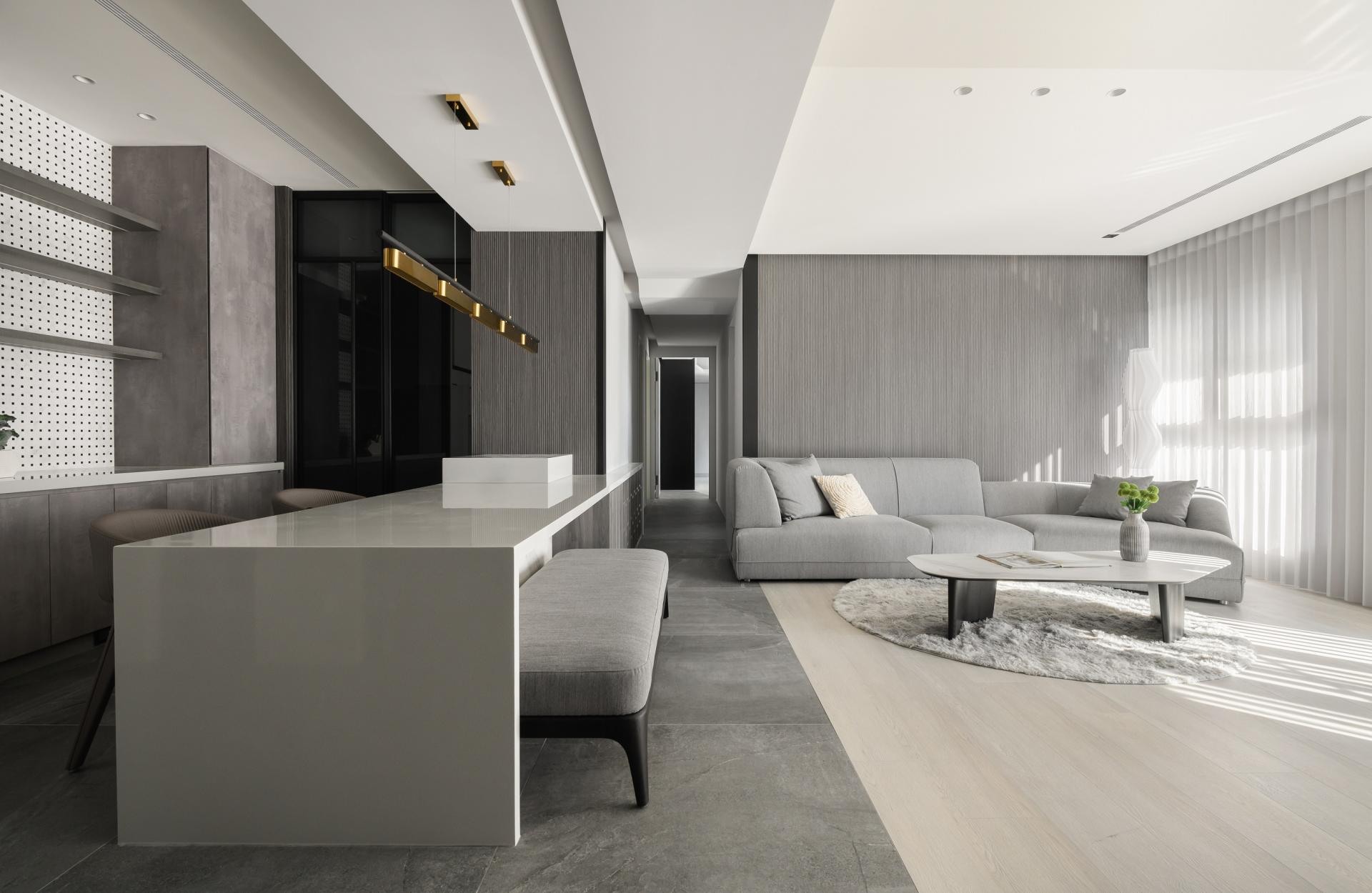 London Design Awards Winner - Lead The Light
