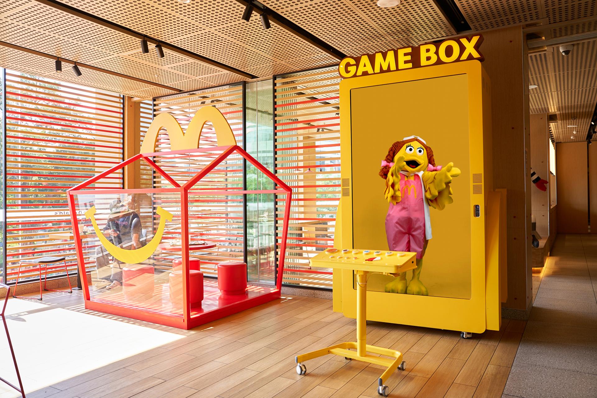 London Design Awards Winner - Meta Box
