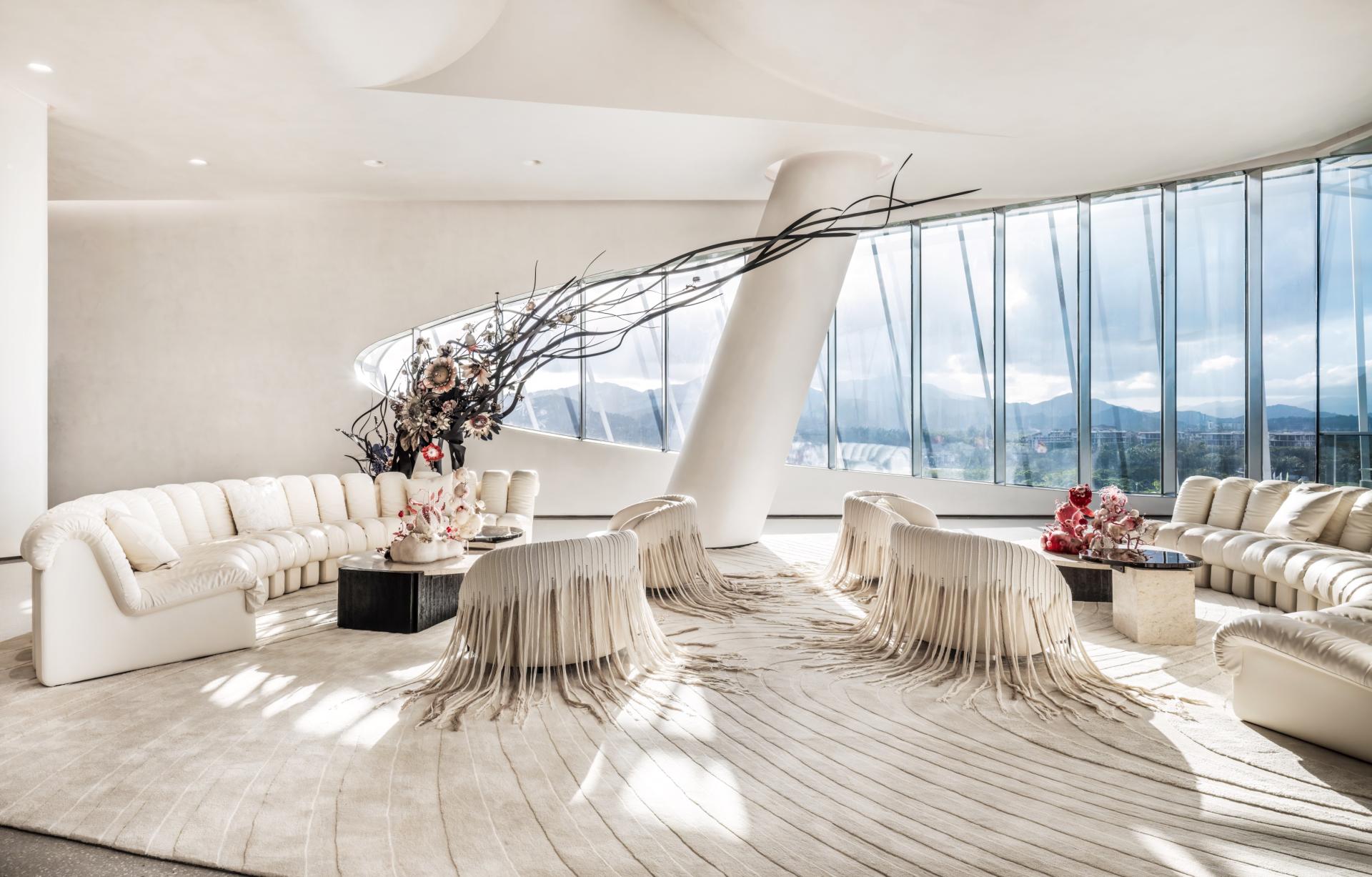London Design Awards Winner - LUXEBAY ART GALLERY