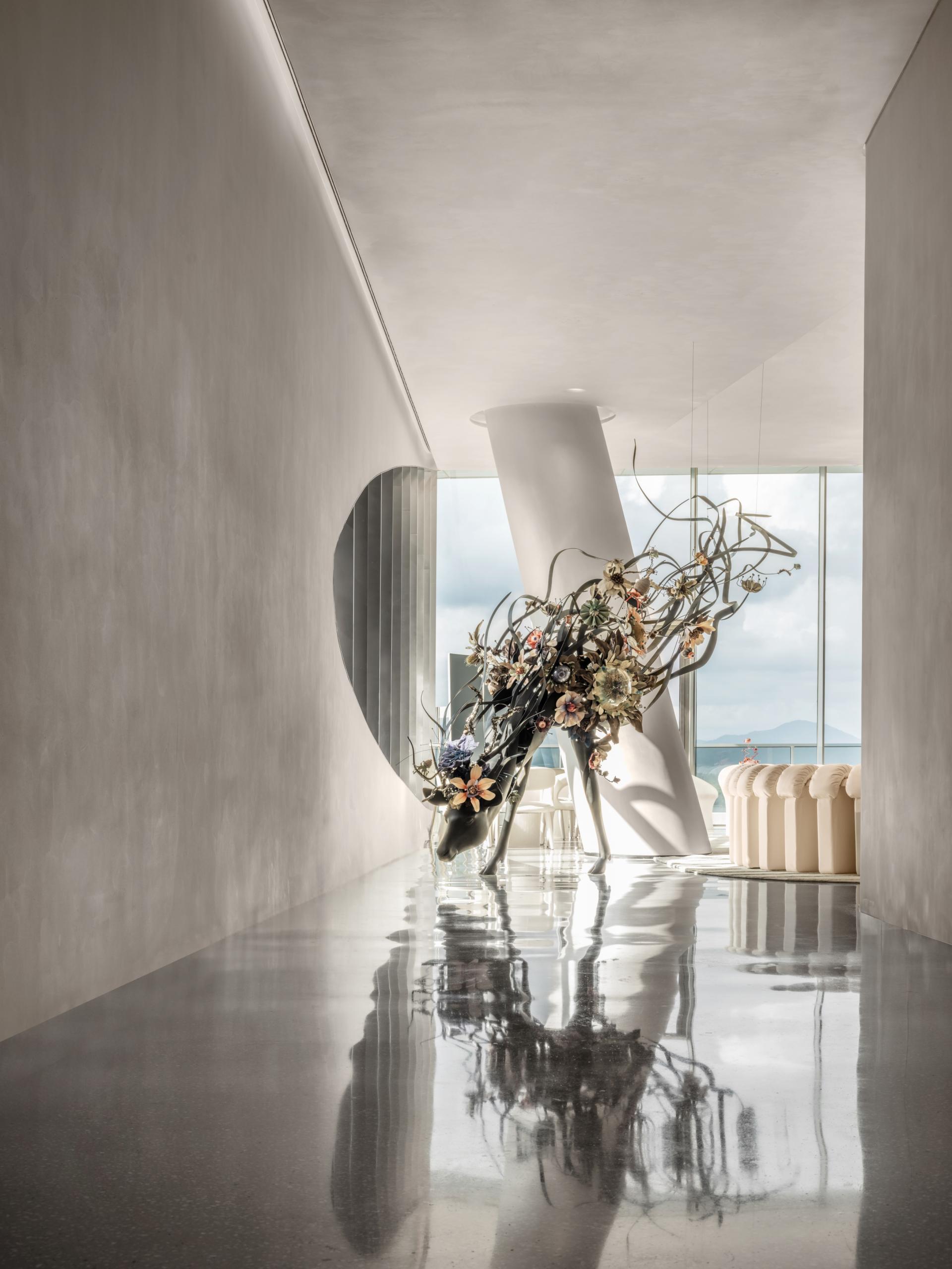 London Design Awards Winner - LUXEBAY ART GALLERY