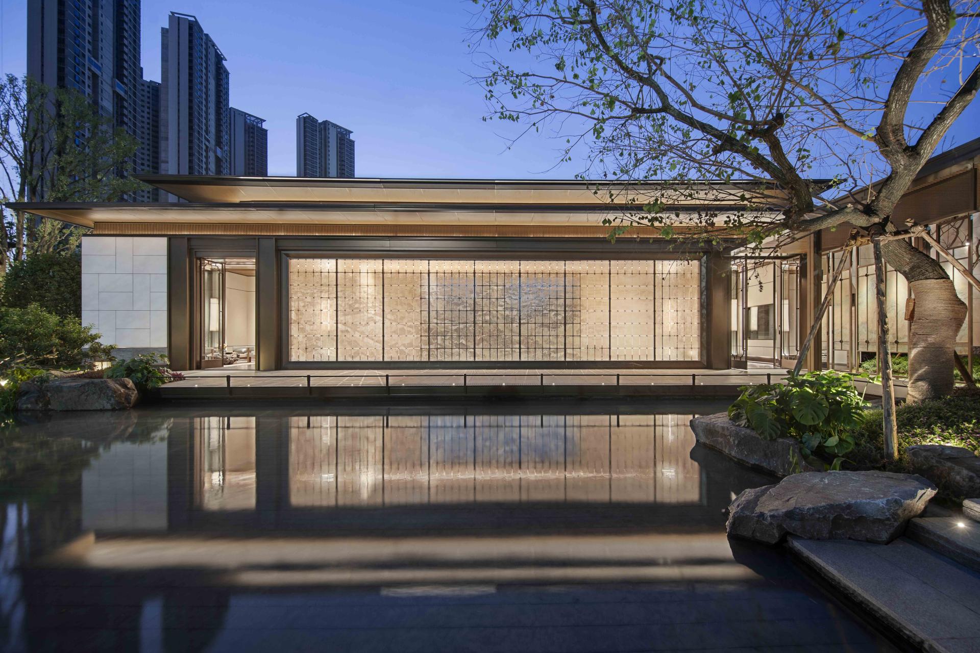 London Design Awards Winner - Foshan Poly Luangyue