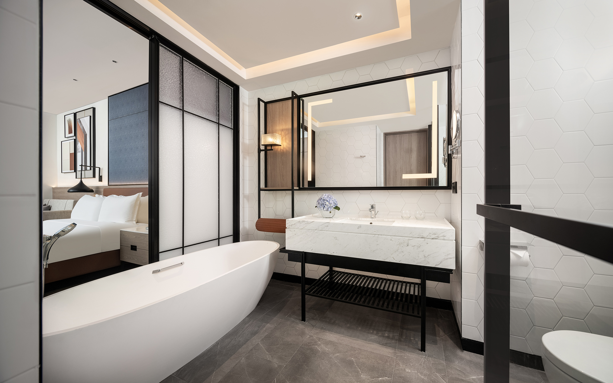 London Design Awards Winner - SHERATON HAIKOU RENOVATION