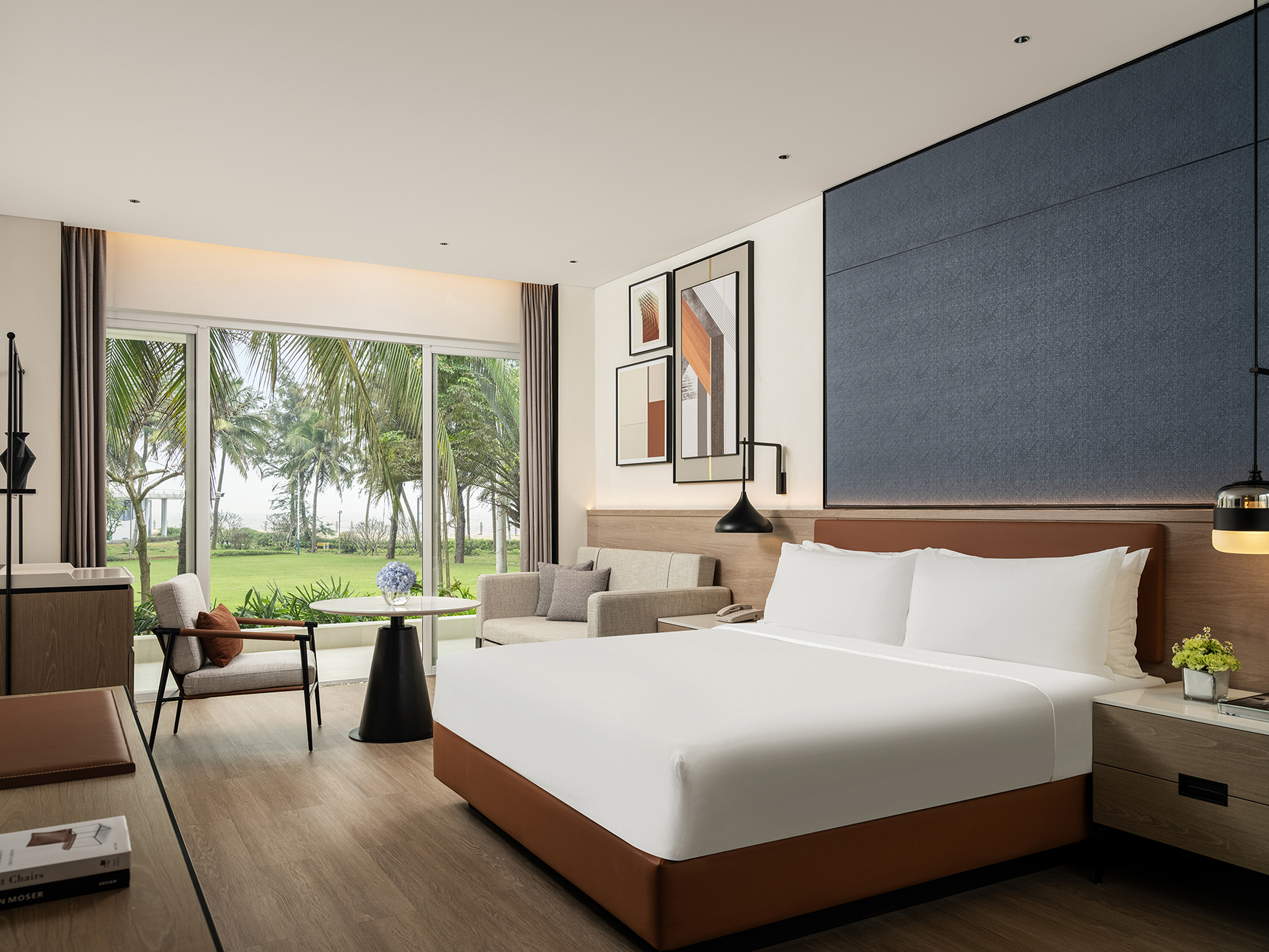 London Design Awards Winner - SHERATON HAIKOU RENOVATION