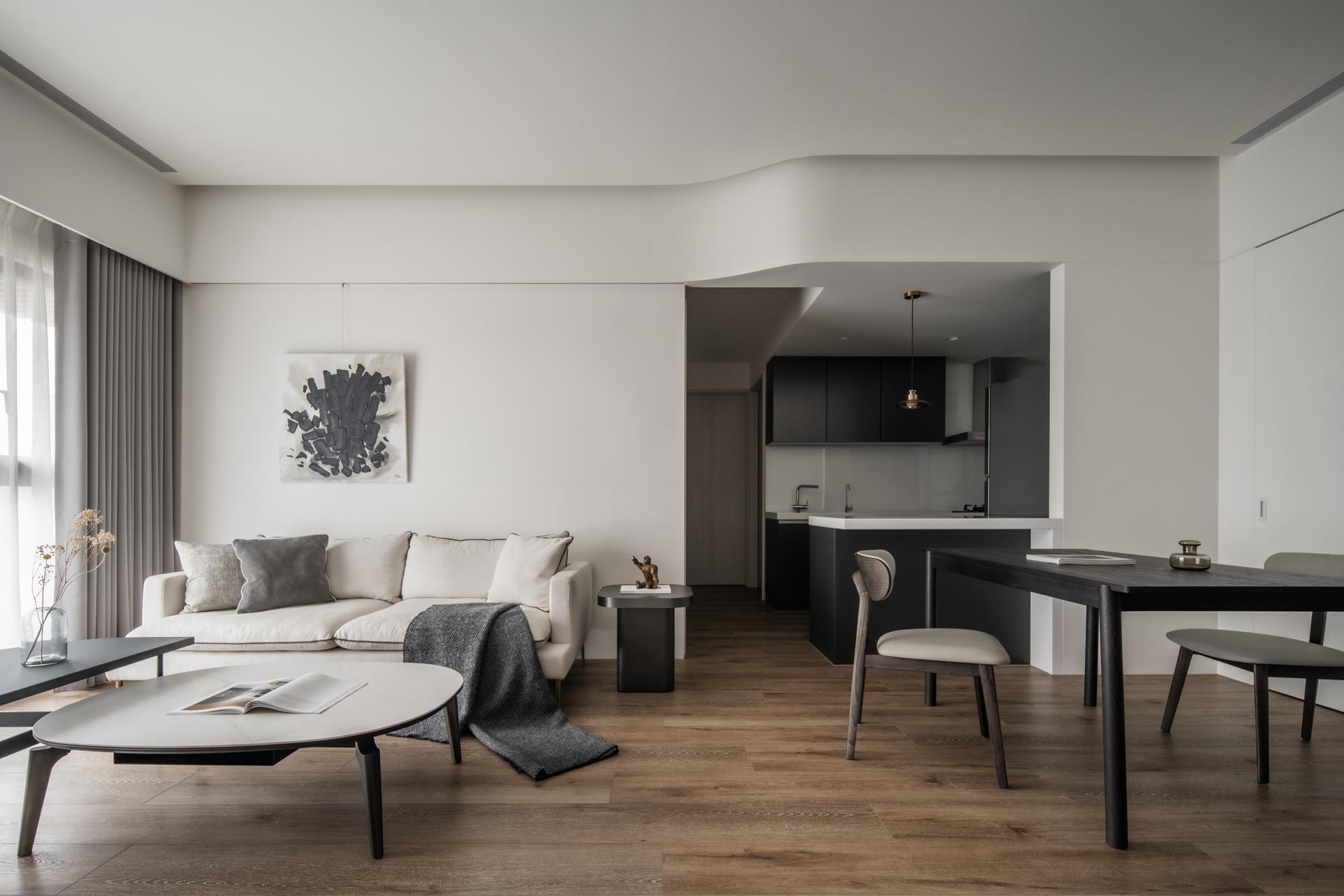 London Design Awards Winner - Reflection