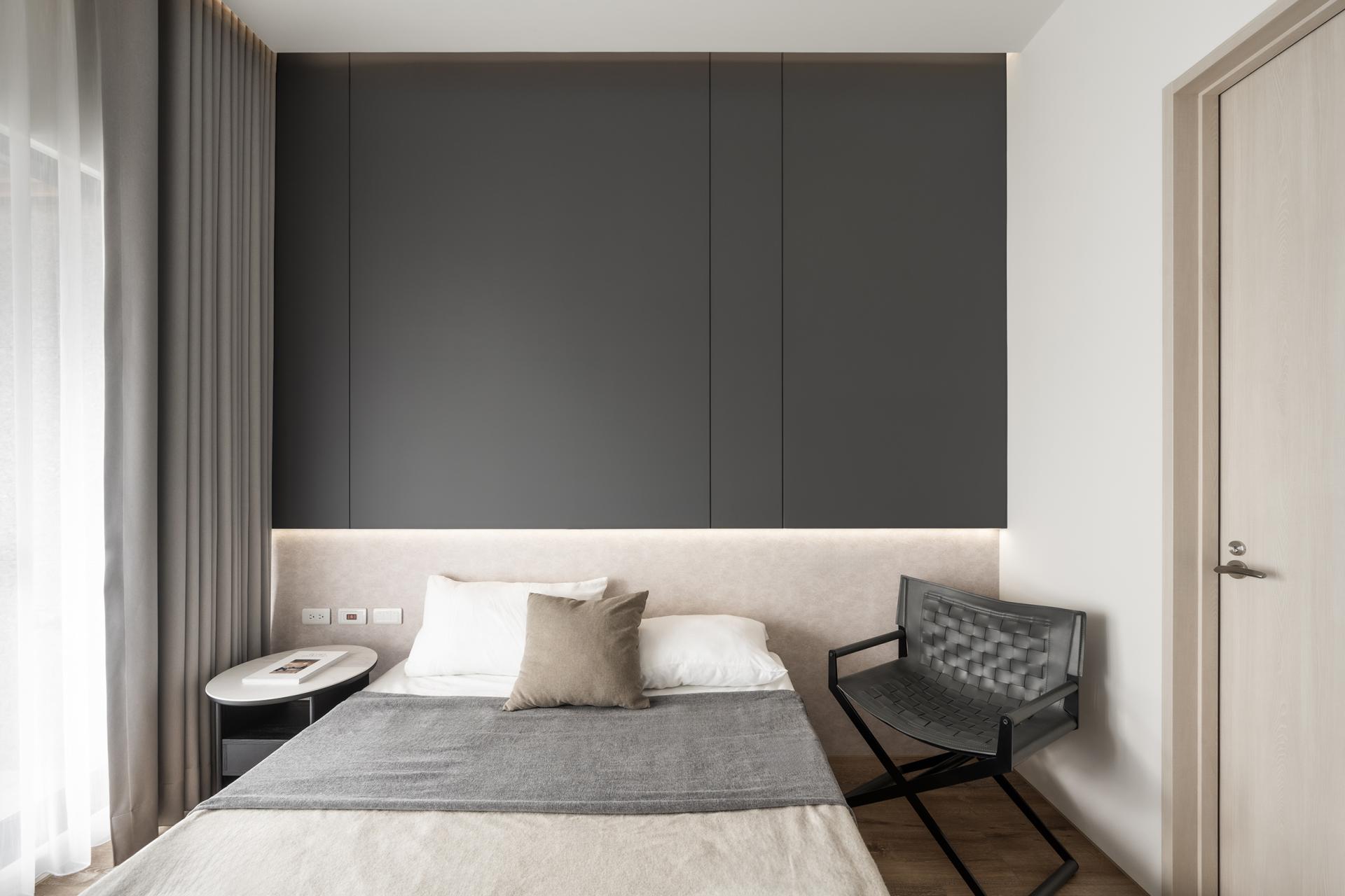 London Design Awards Winner - Reflection