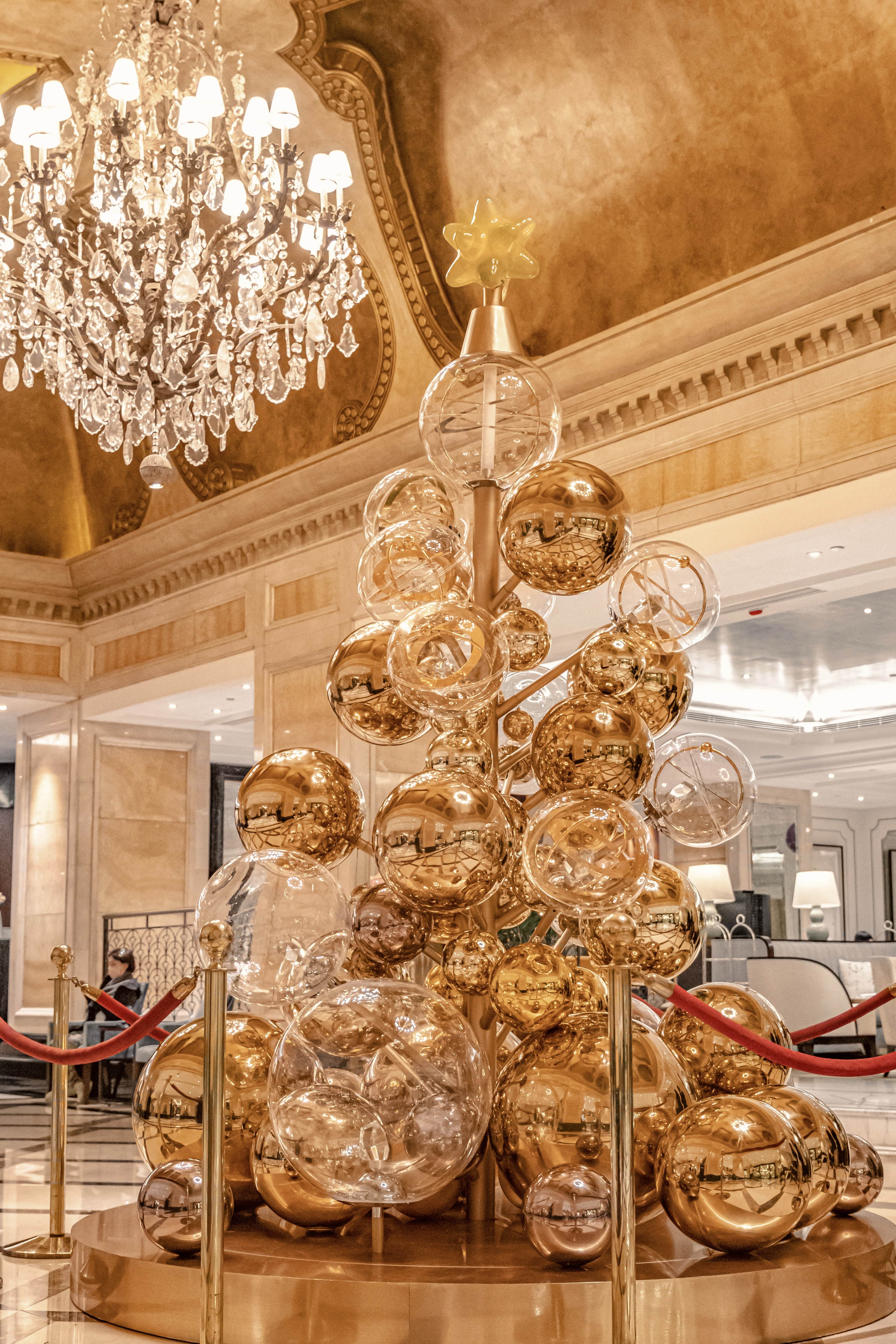 London Design Awards Winner - The Langham Hong Kong Christmas Tree