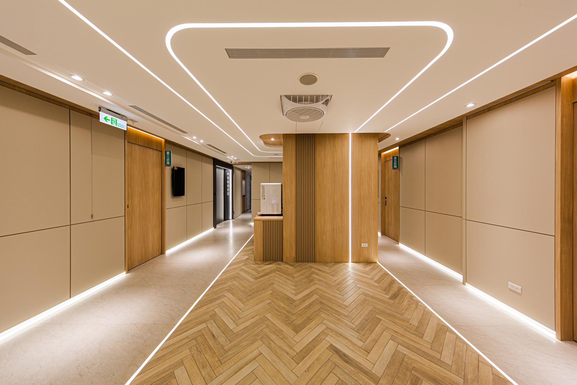 London Design Awards Winner - United Safety Clinic