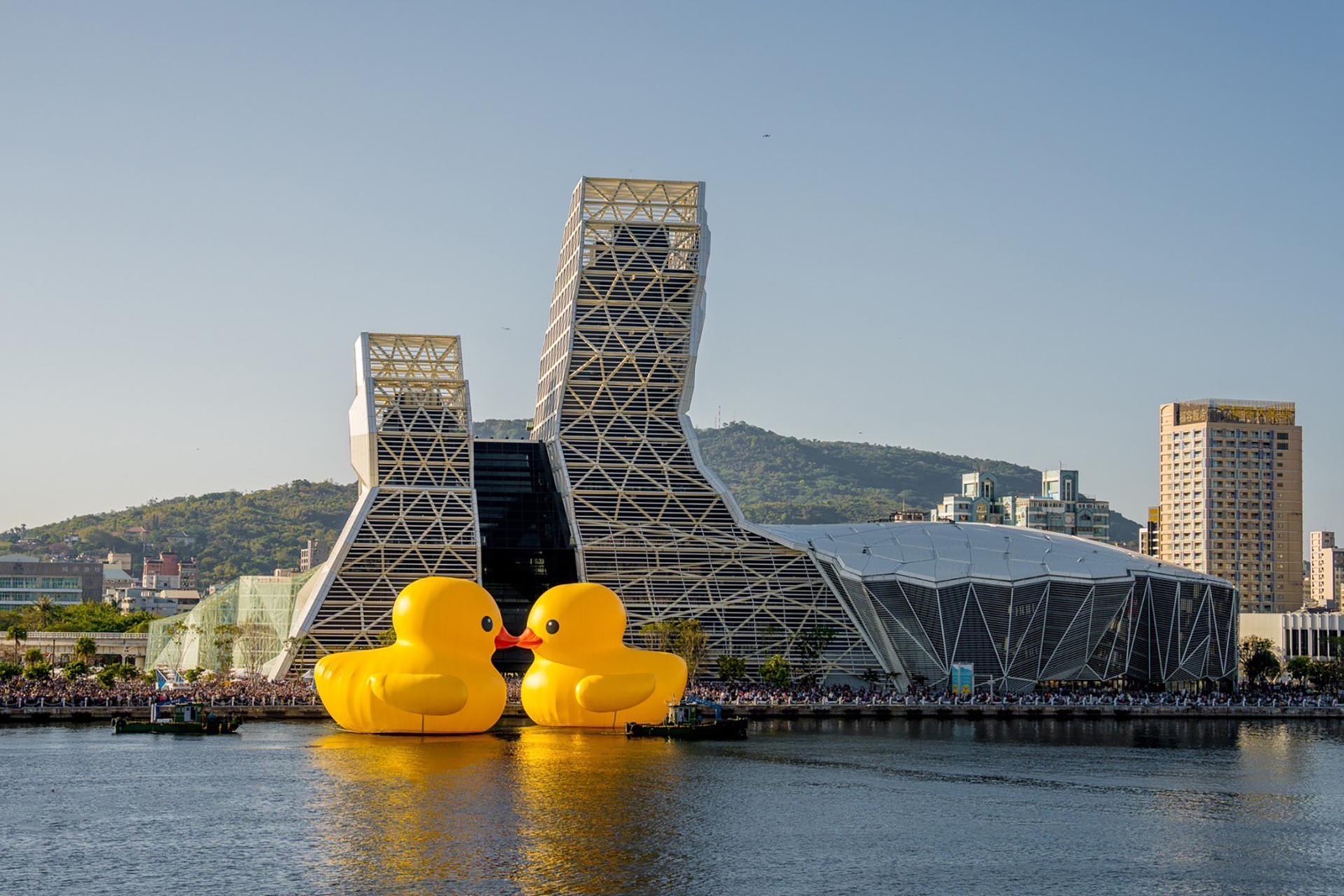 London Design Awards Winner - 2024 Kaohsiung Wonderland- Rubber Duck