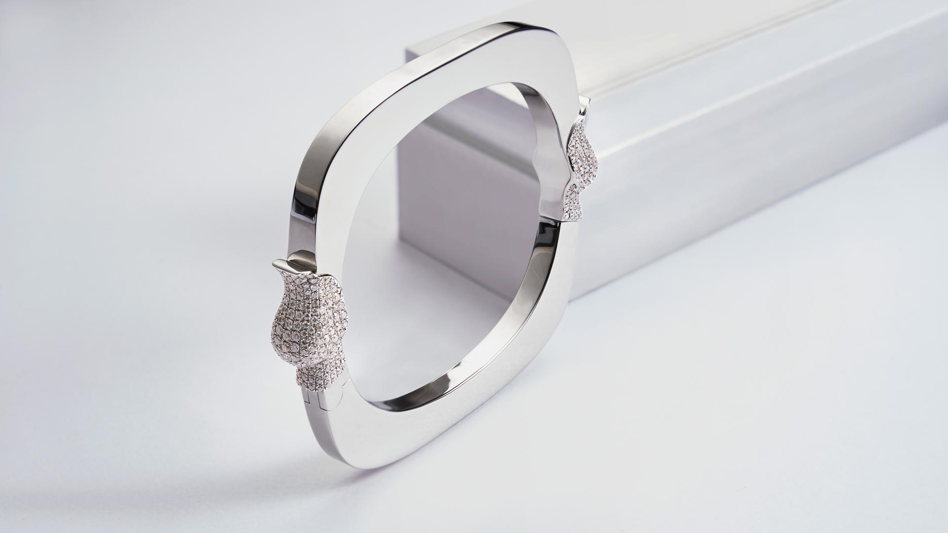 London Design Awards Winner - Dragon Totem