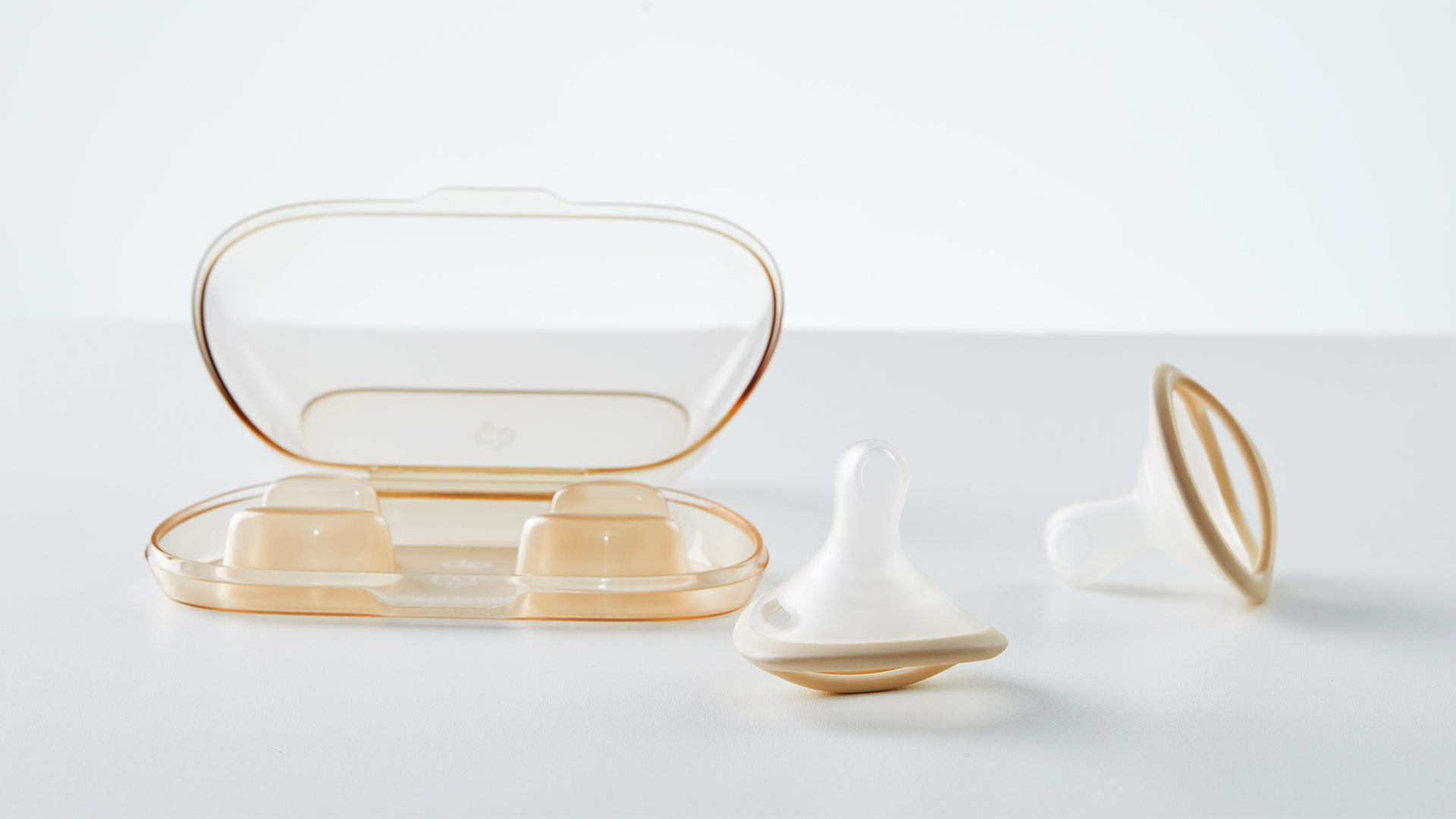 London Design Awards Winner - Ultra-Light Pacifier