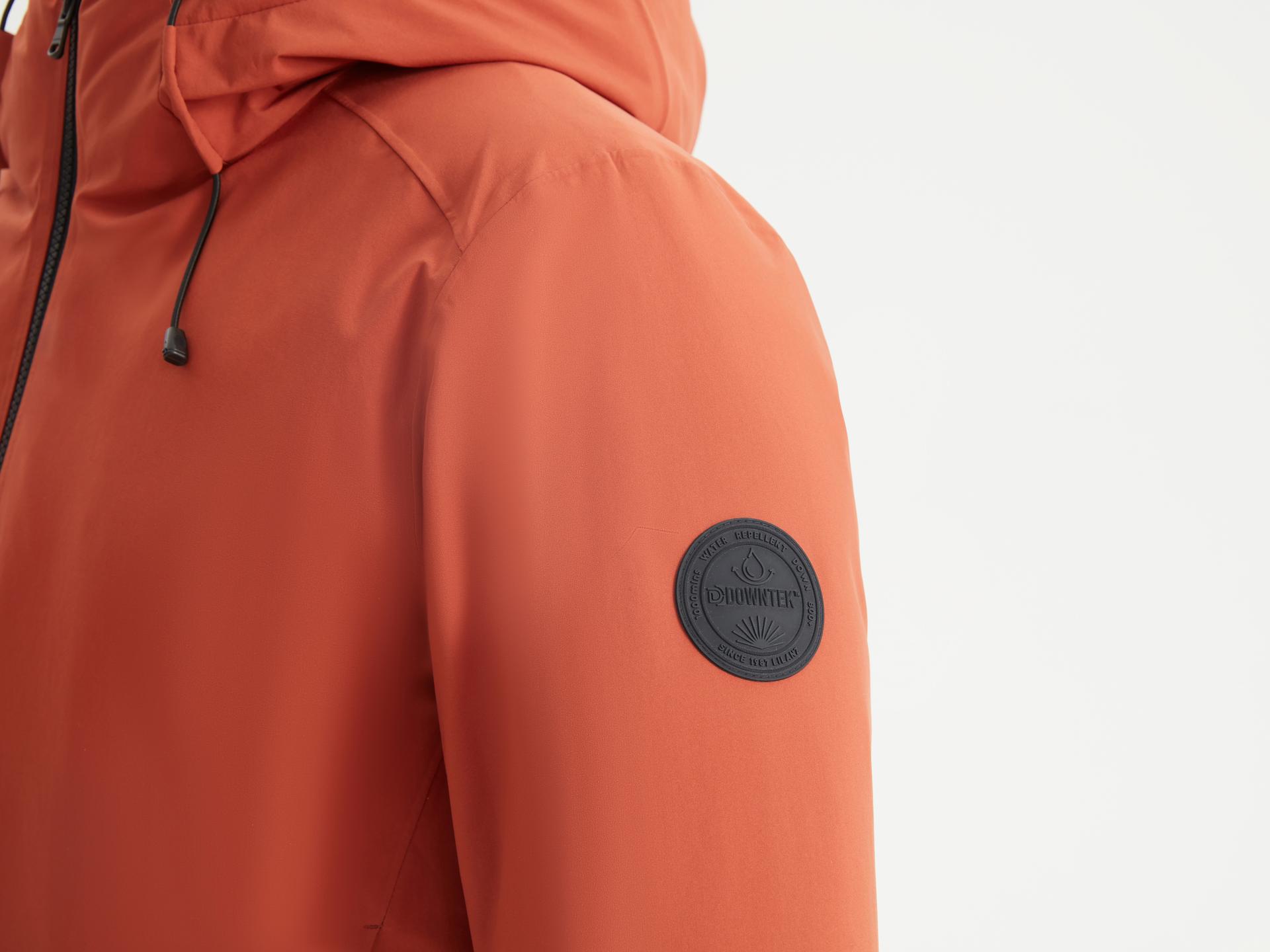London Design Awards Winner - Water-Repellent EVENT Urban Outdoor Down Jacket