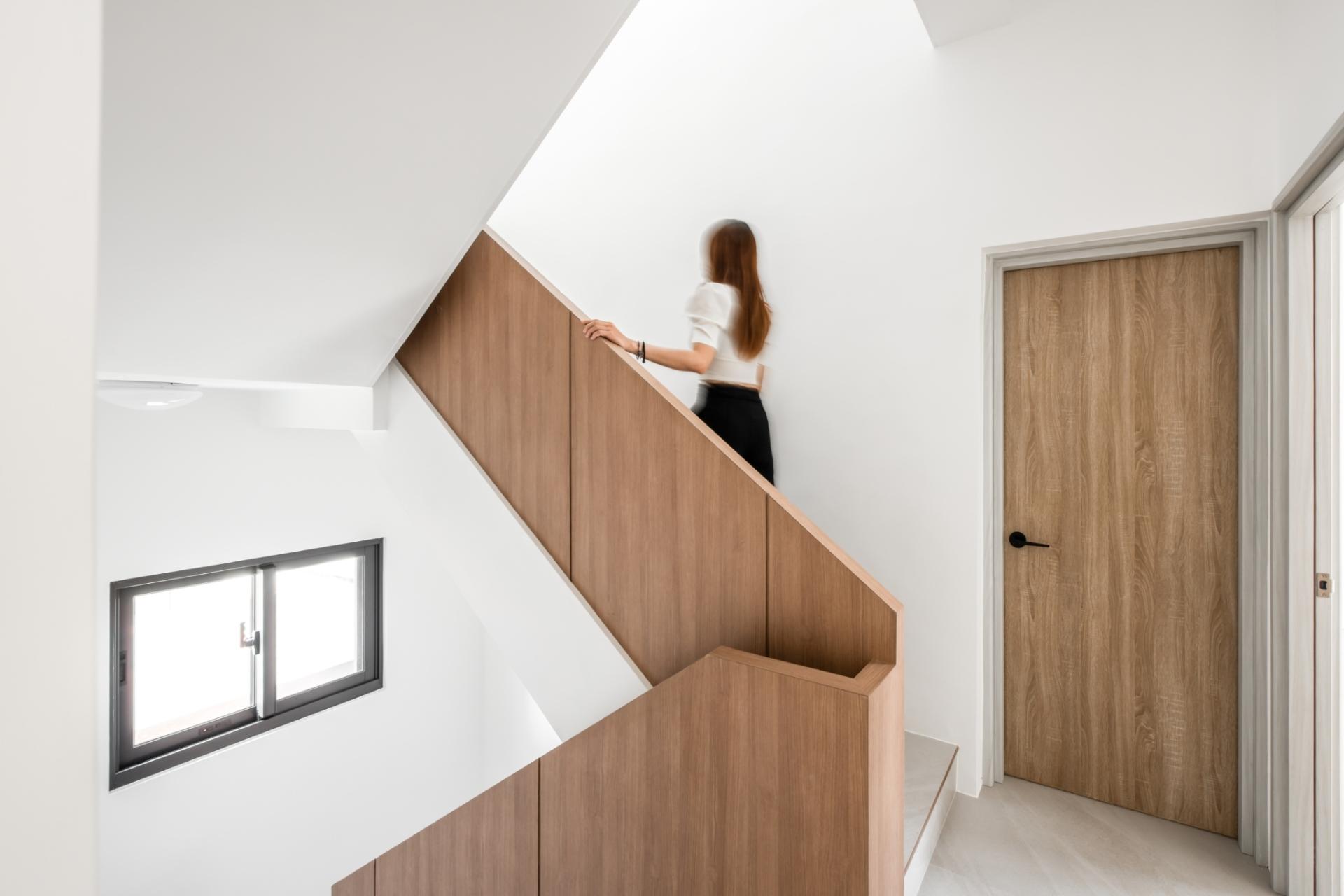 London Design Awards Winner - The Call of the Mountains