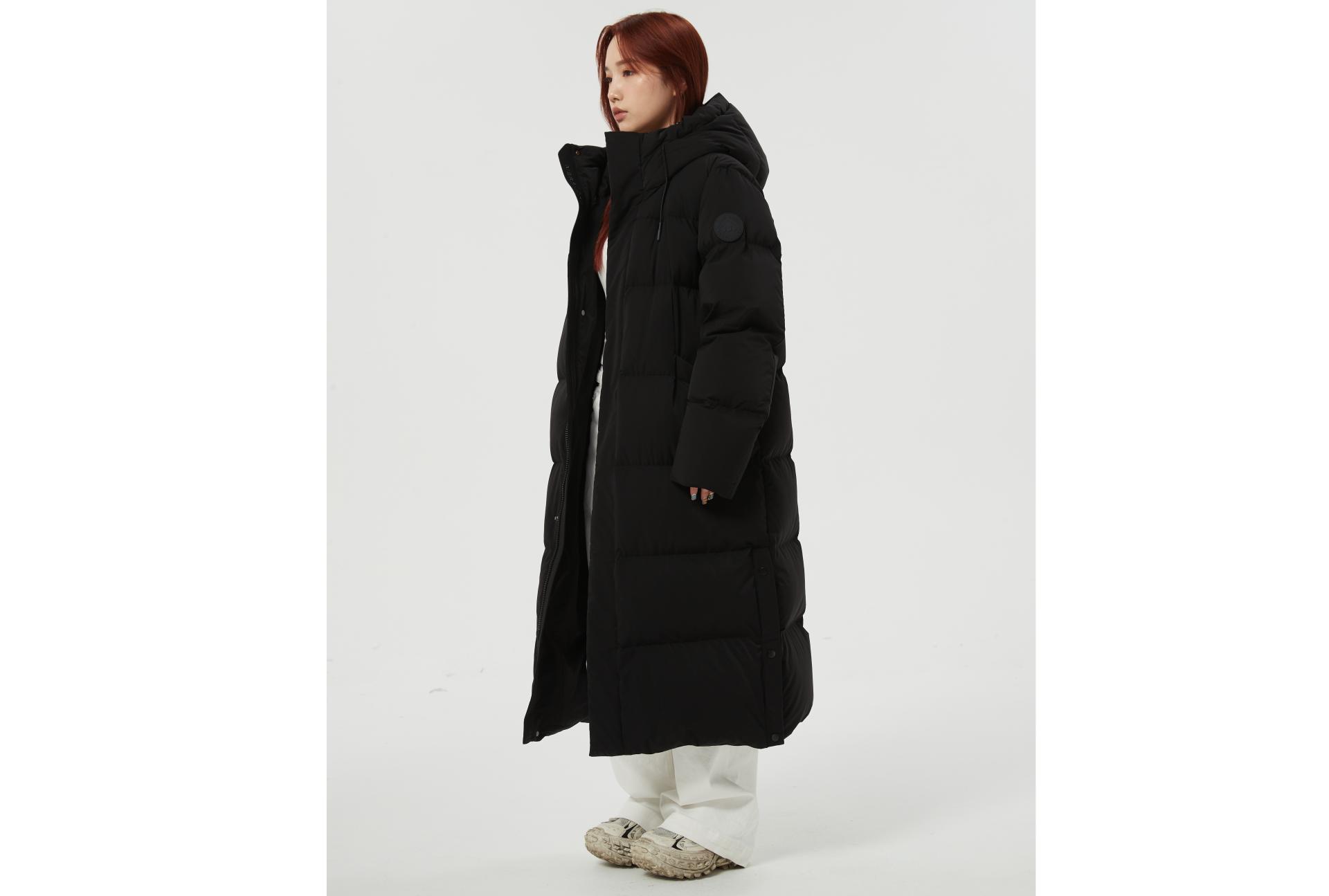 London Design Awards Winner -  MERRYCHENG Hot cube Cold-proof long goose down coat