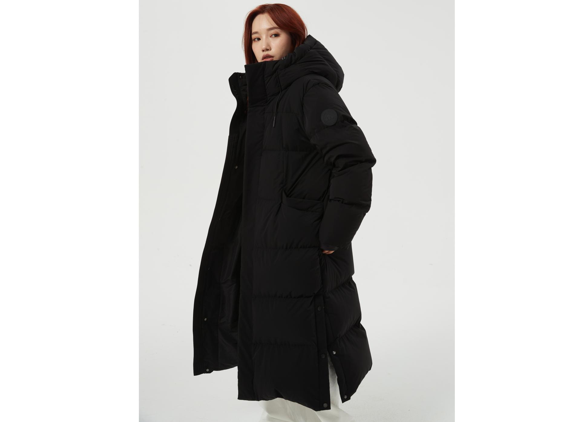 London Design Awards Winner -  MERRYCHENG Hot cube Cold-proof long goose down coat