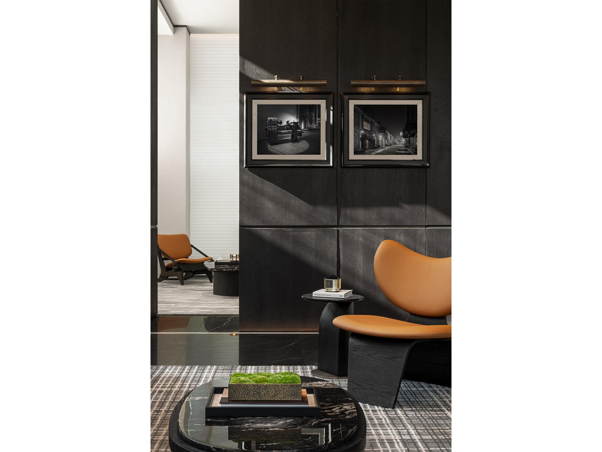 London Design Awards Winner - METROPOLIS TIMES